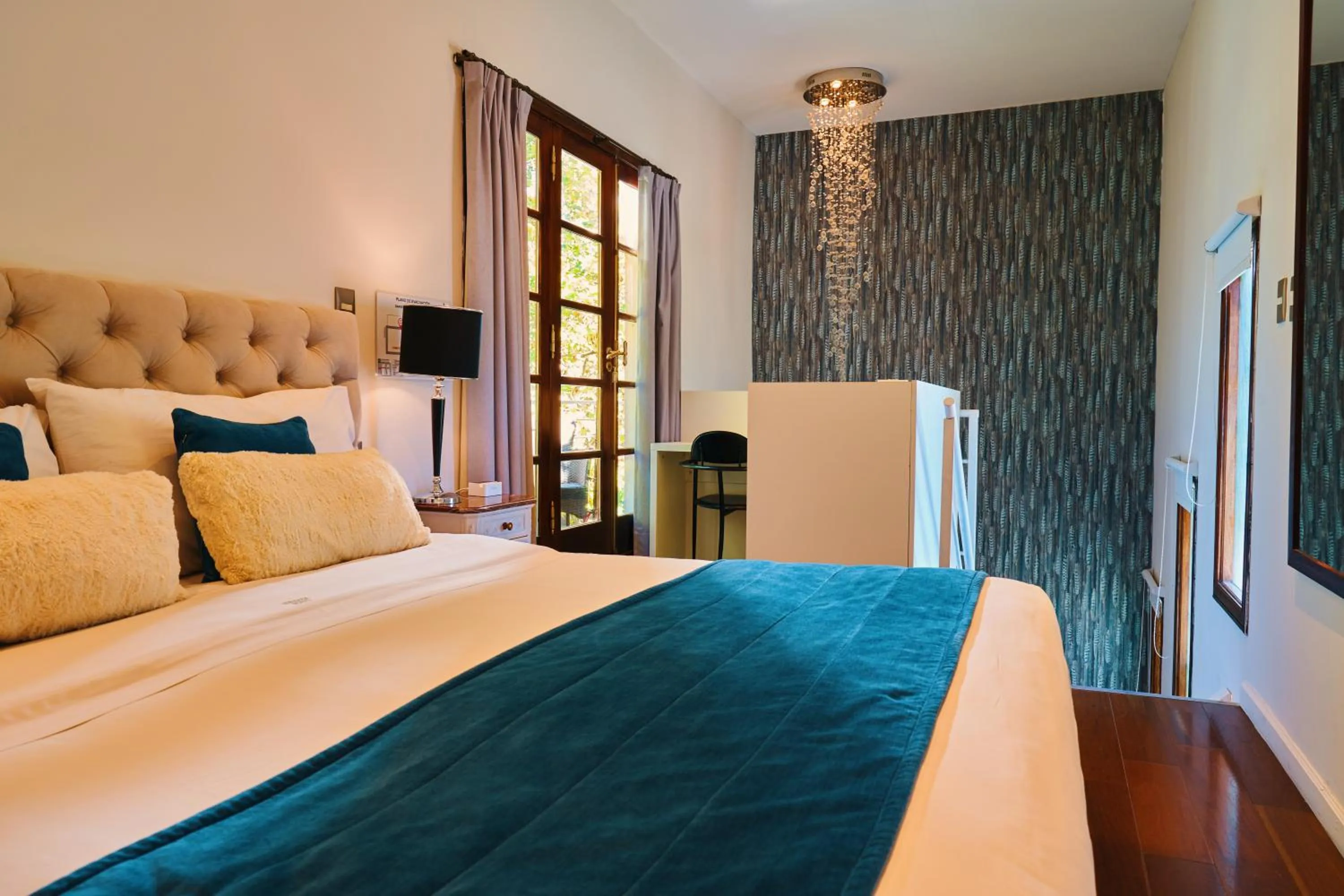 Bed in Miravida Soho Hotel & Wine Bar