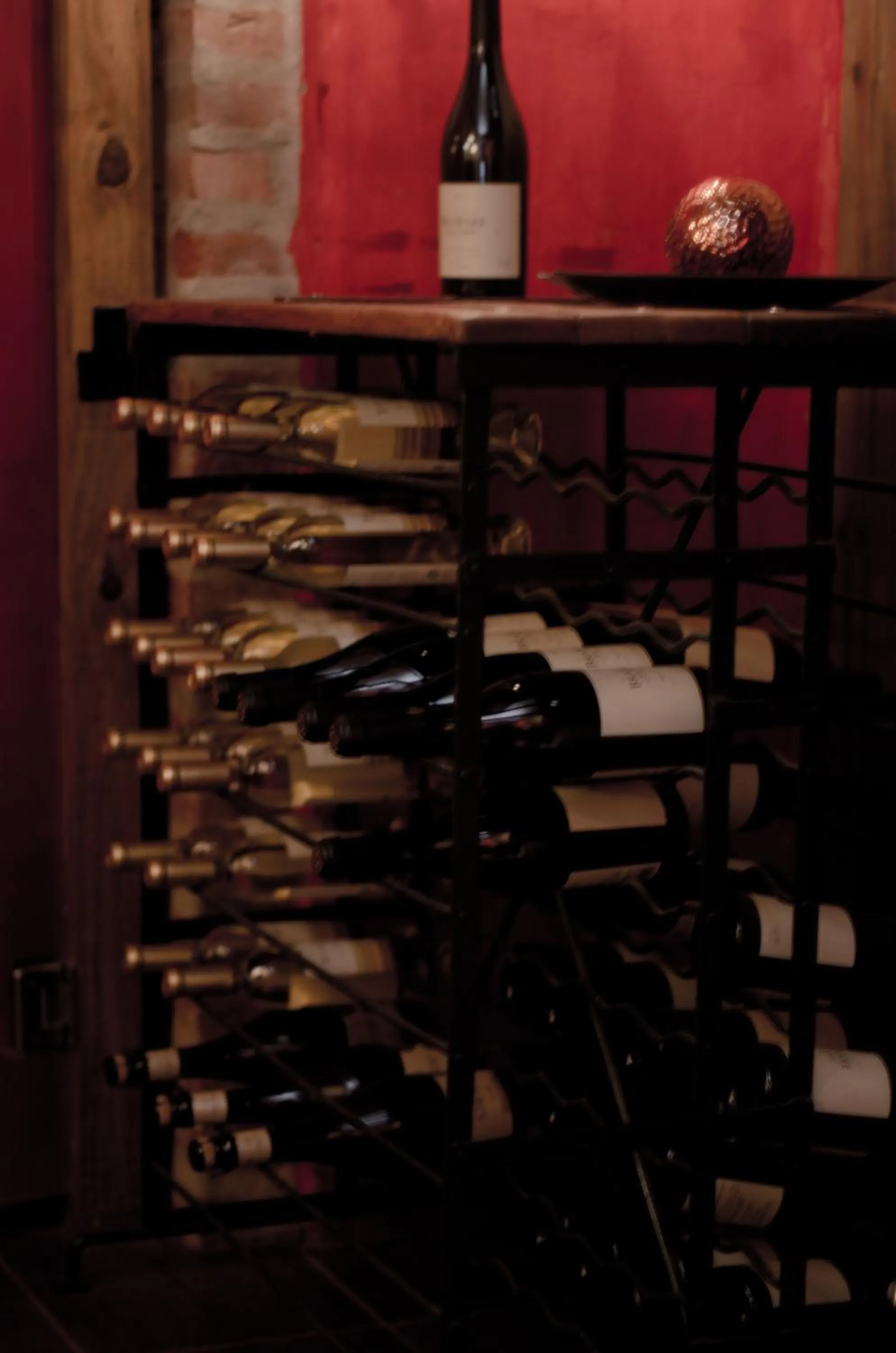 Lounge or bar in Miravida Soho Hotel & Wine Bar