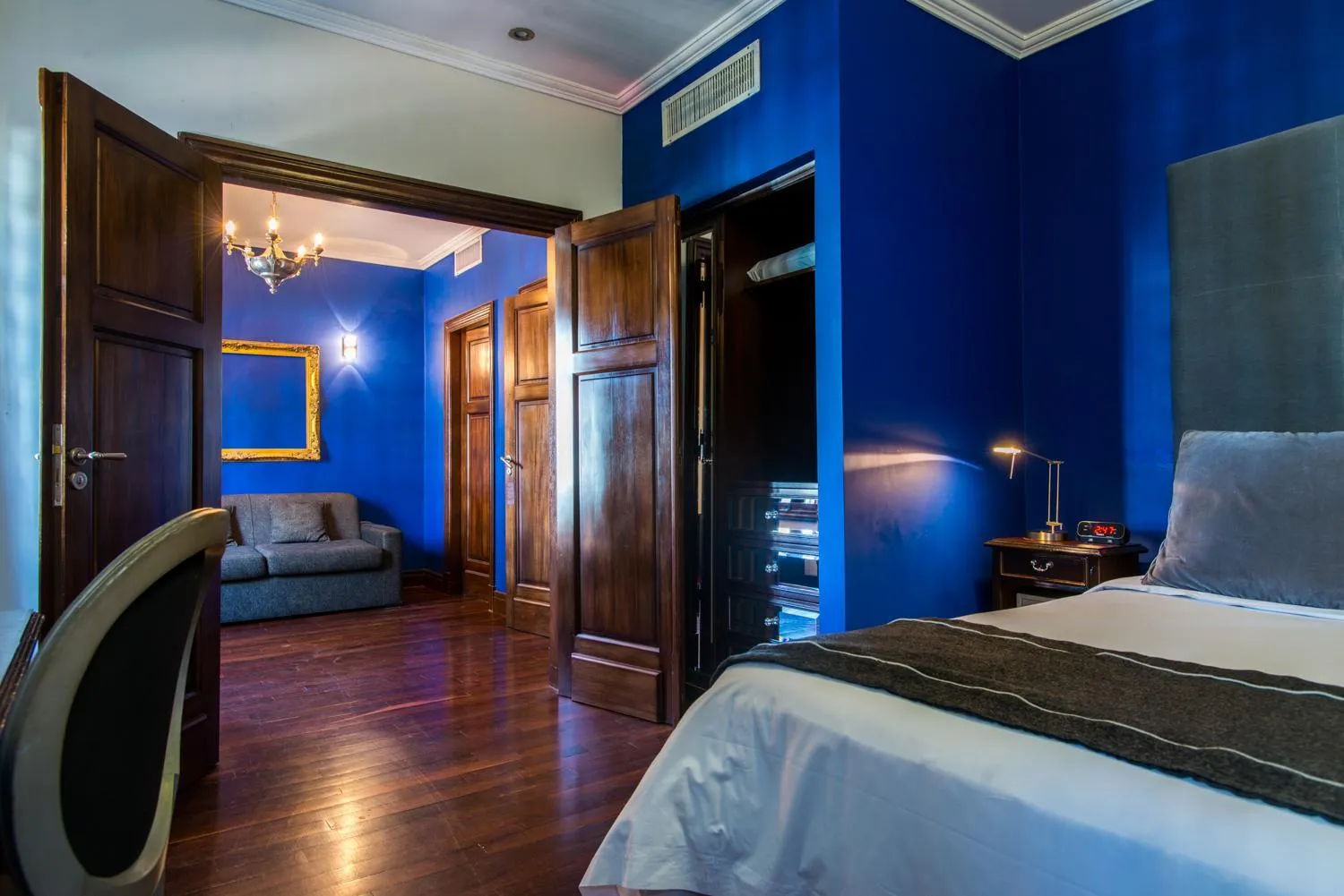 Bed in Miravida Soho Hotel & Wine Bar