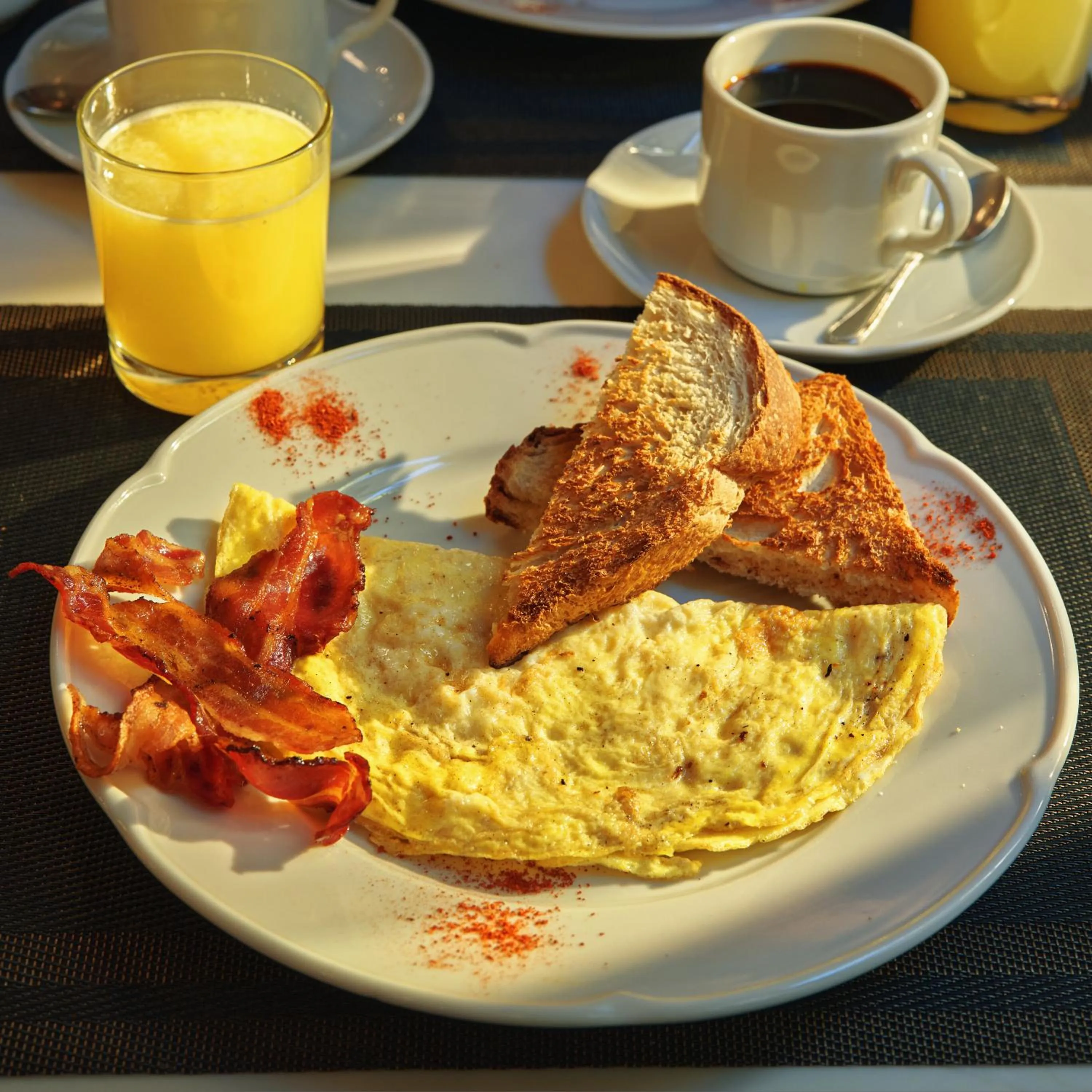 Breakfast in Miravida Soho Hotel & Wine Bar