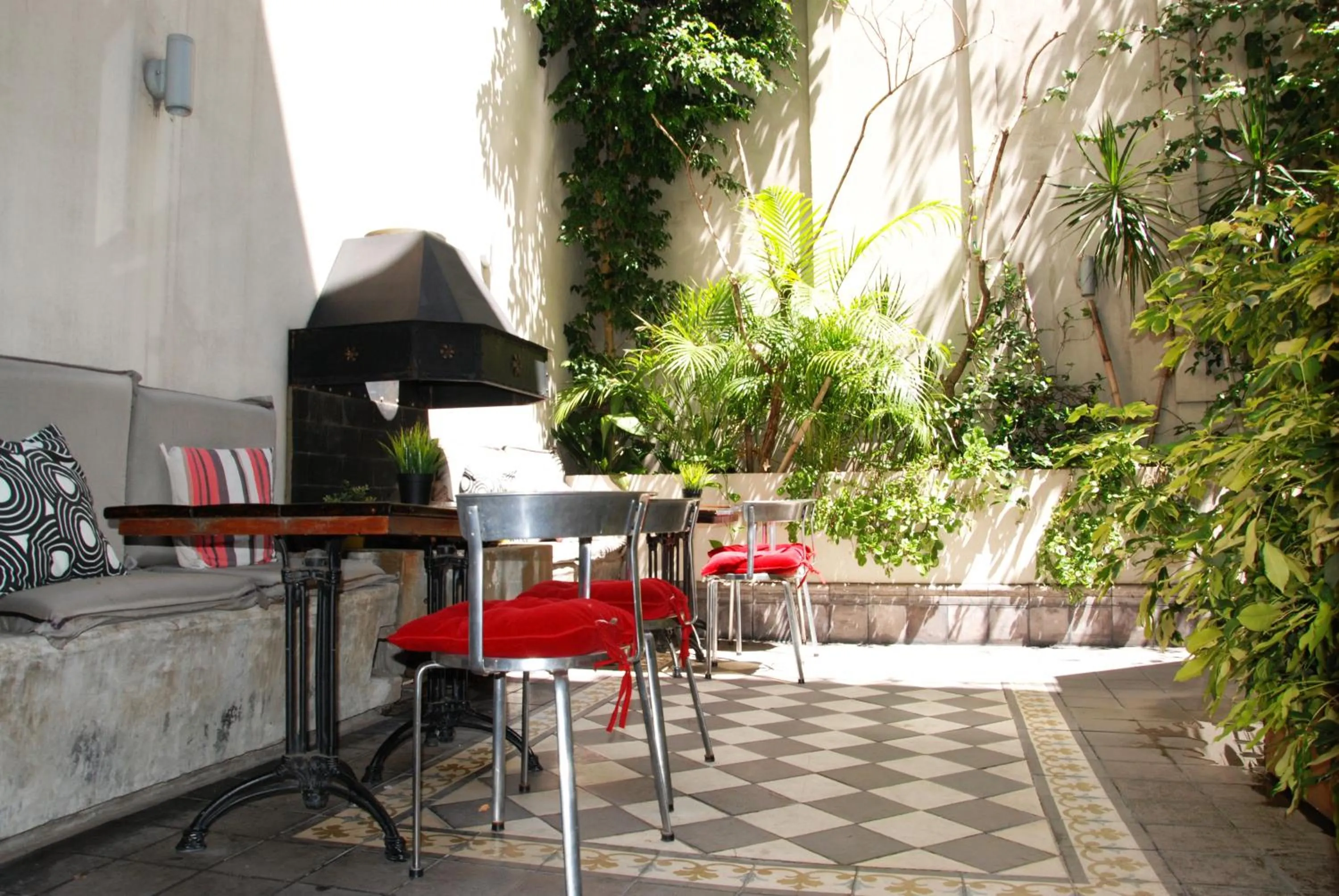 Patio in Miravida Soho Hotel & Wine Bar