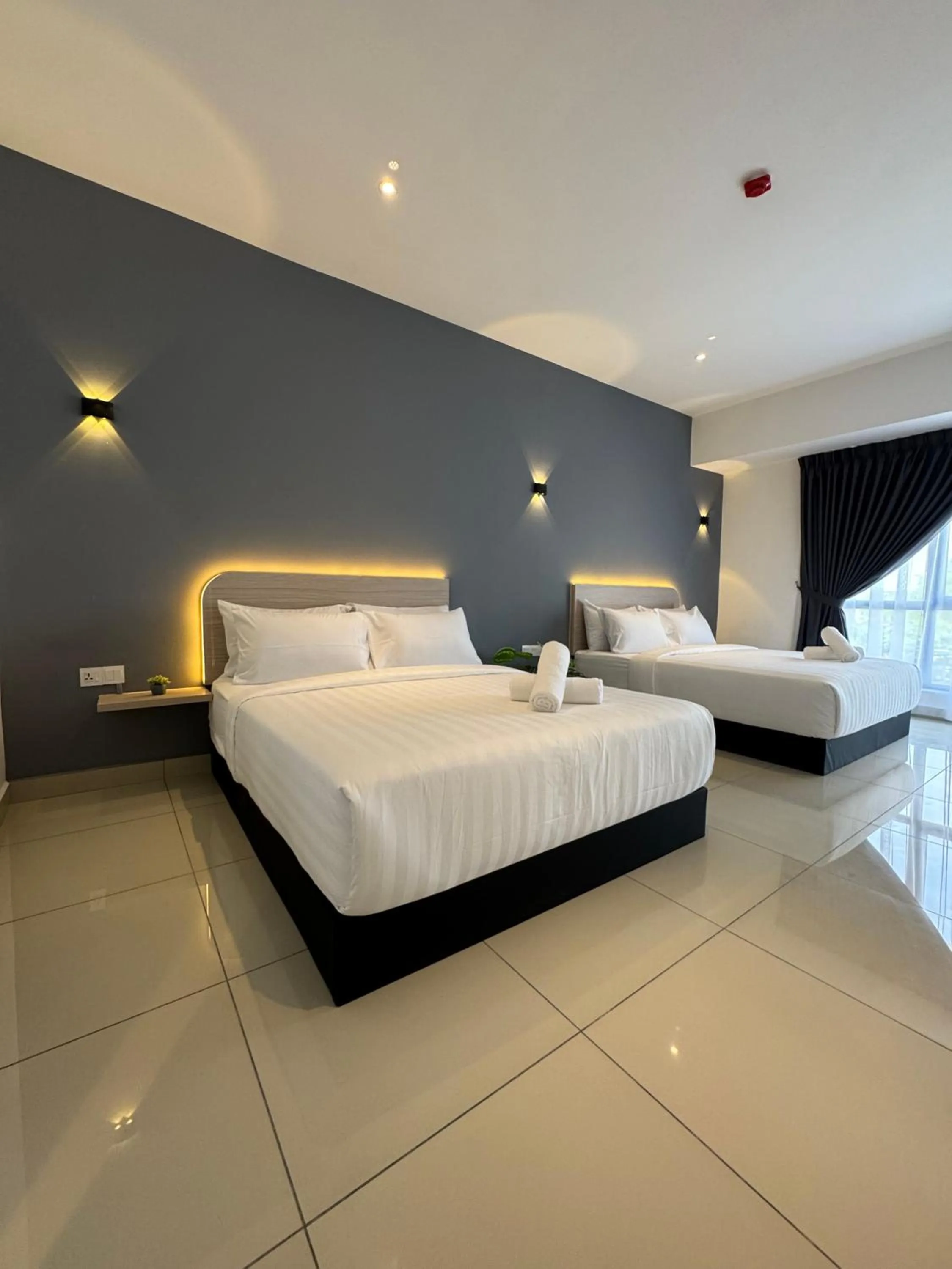 Bed in Maca Hotel by Sky Hive