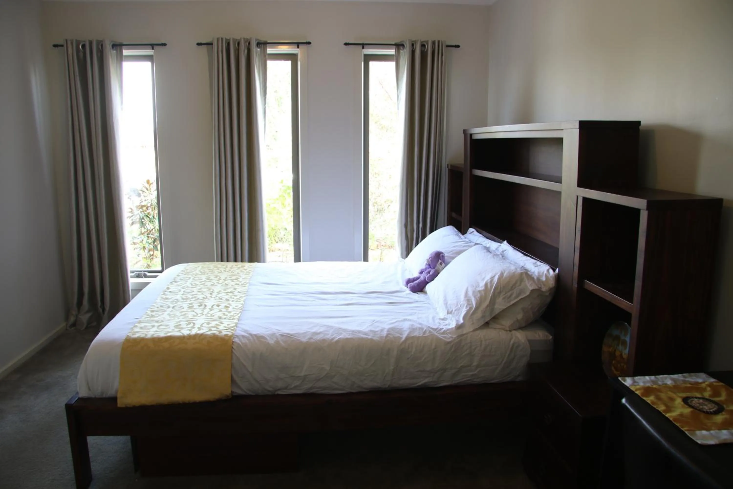 Bedroom, Bed in Apple House