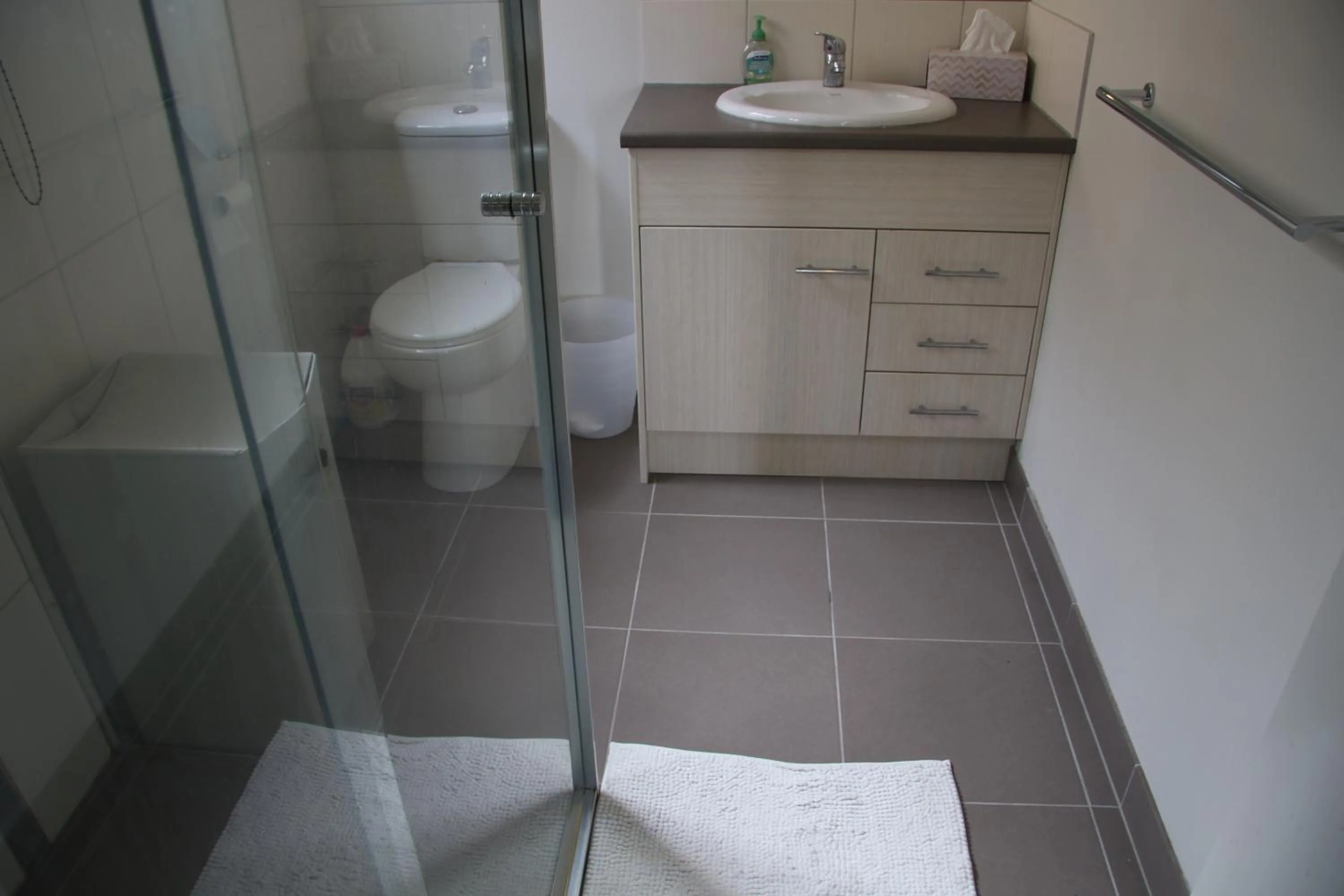 Bathroom in Apple House