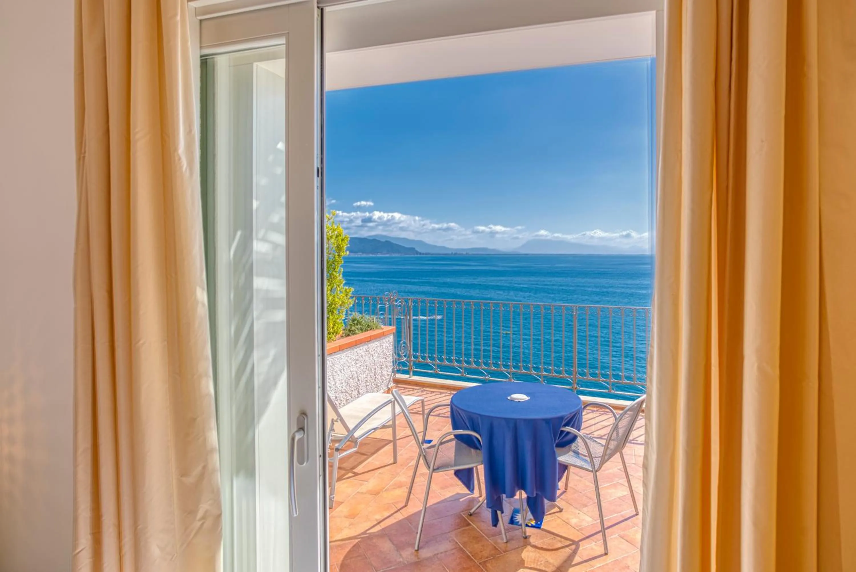 Balcony/Terrace in Hotel Cetus