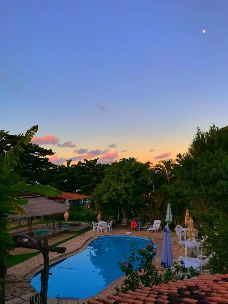 Swimming pool in Pousada Axe