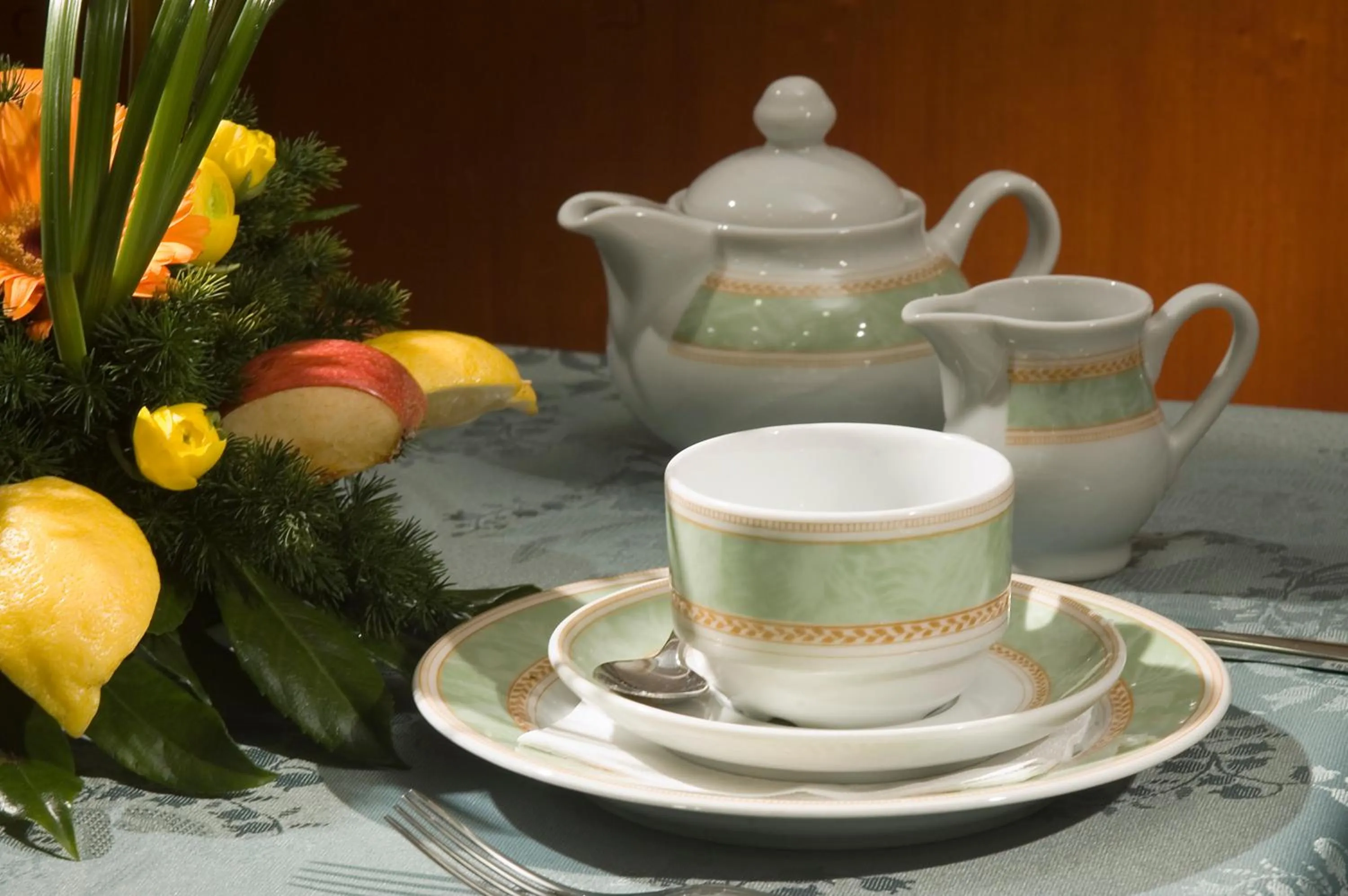 Restaurant/places to eat in Hotel Castle