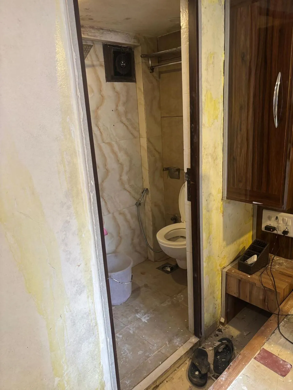 Shower in Hotel Prime Residency