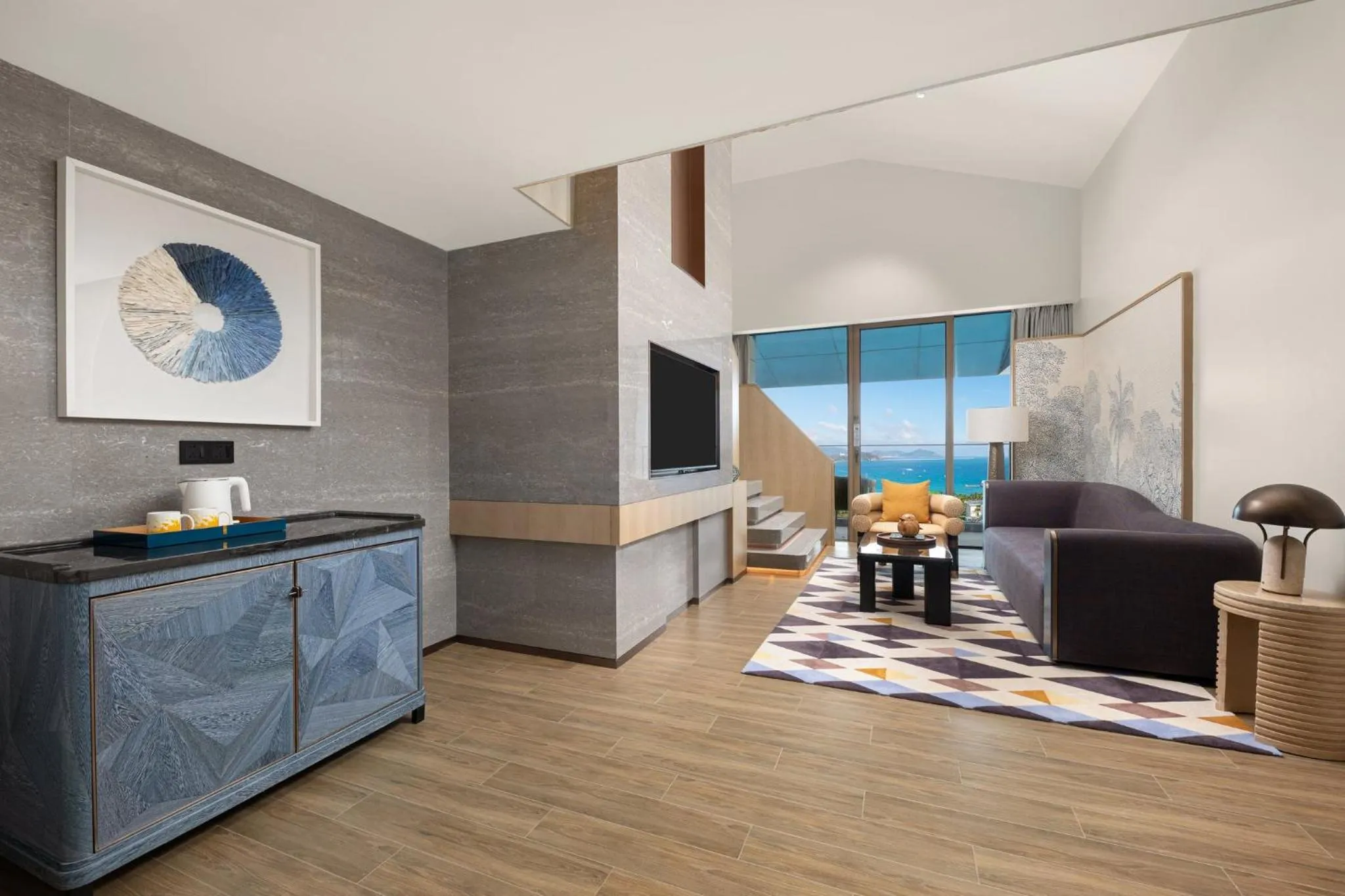 Photo of the whole room in voco Sanya Dadonghai by IHG