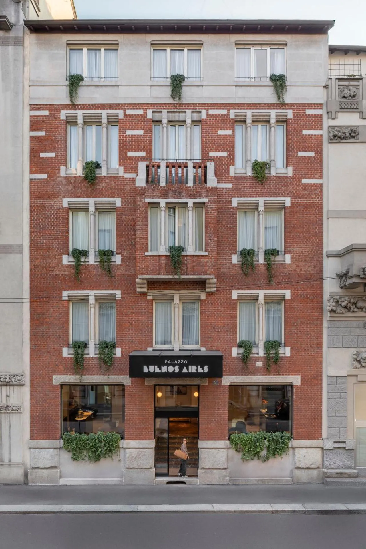 Property building in Palazzo Buenos Aires