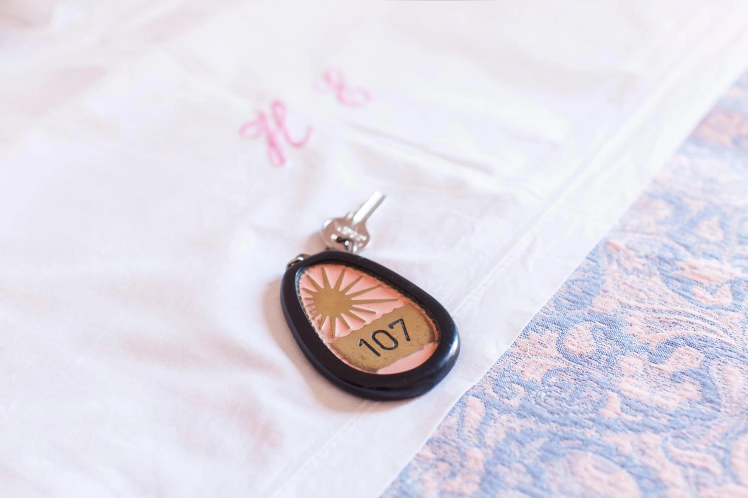 Buffet breakfast, Bed in Hotel Eden