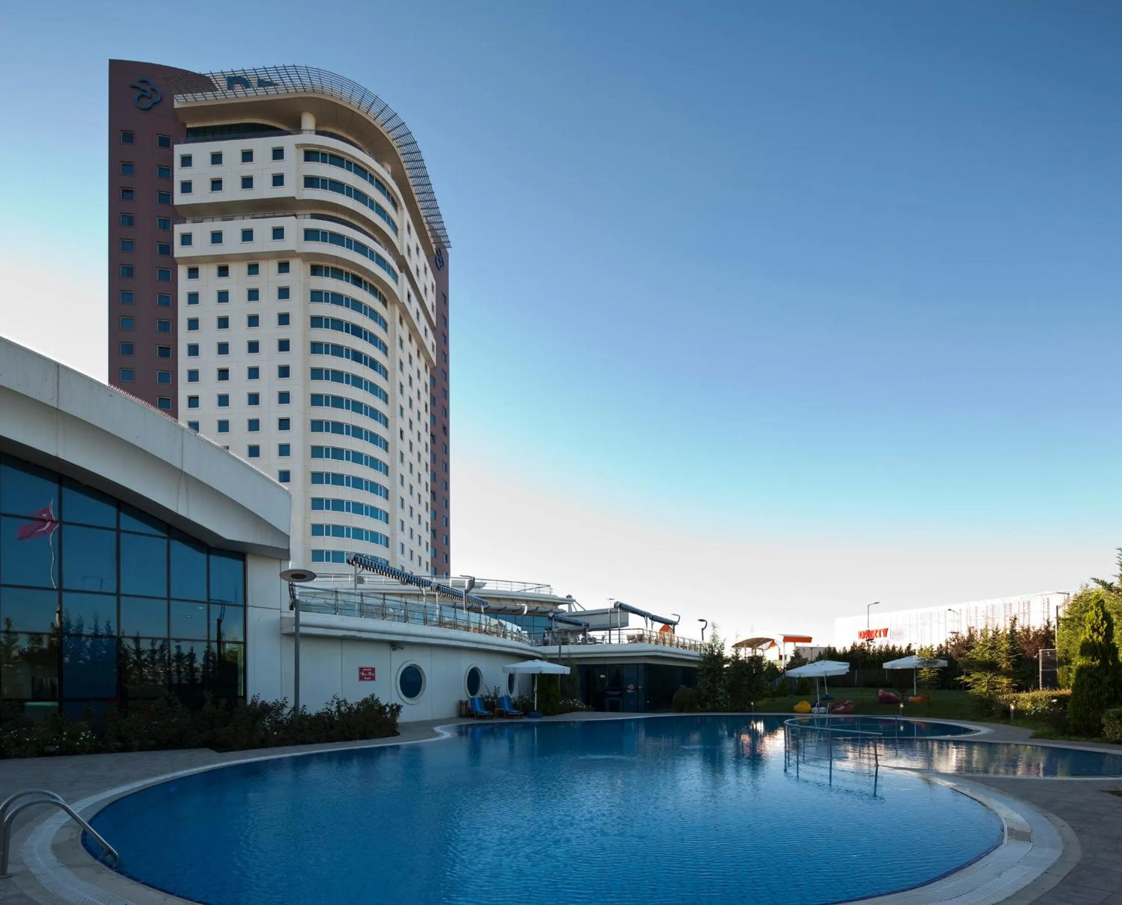 Facade/entrance in Dedeman Konya Hotel Convention Center