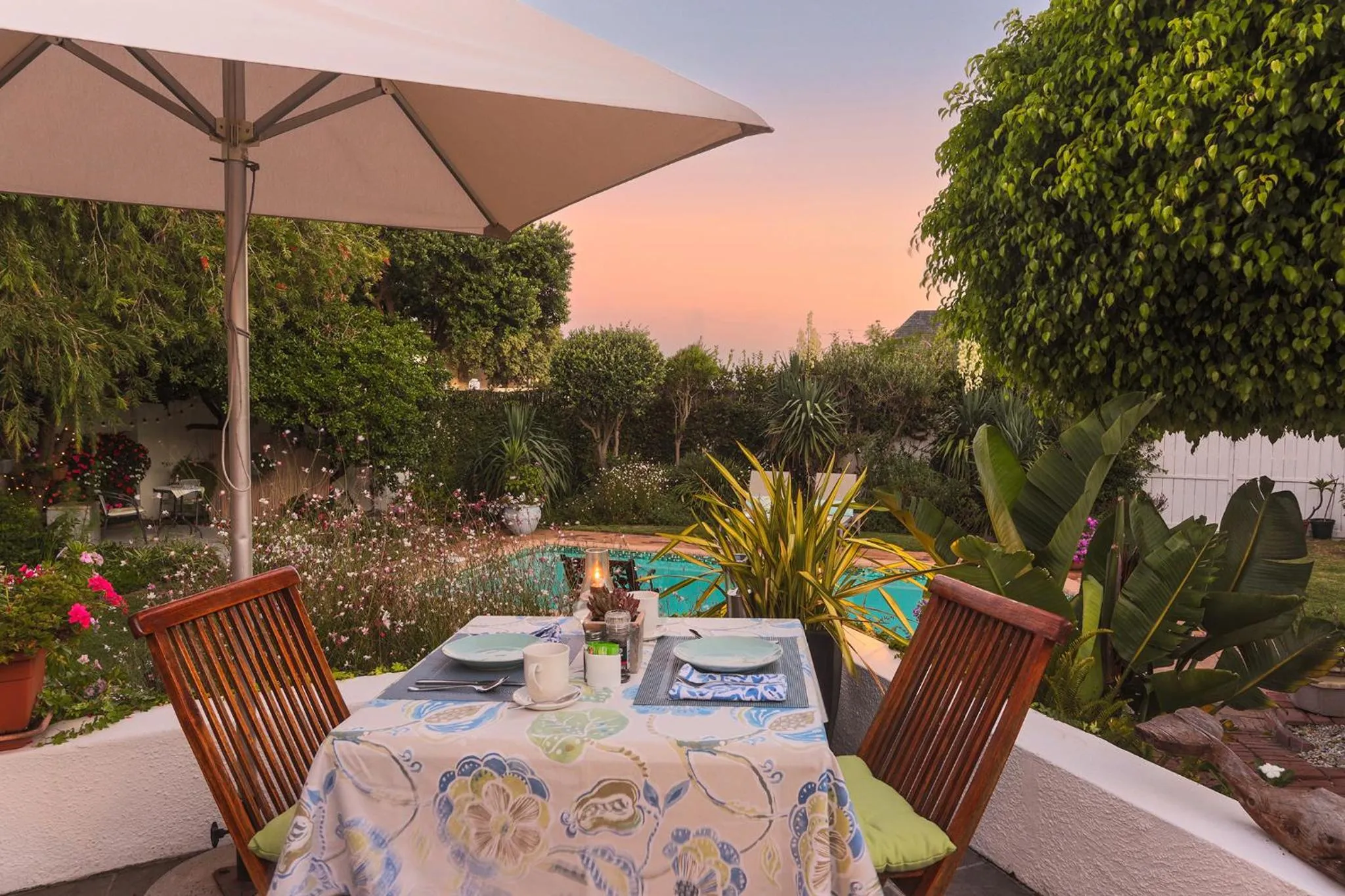 Breakfast in Walker Bay Manor Mansion PTY