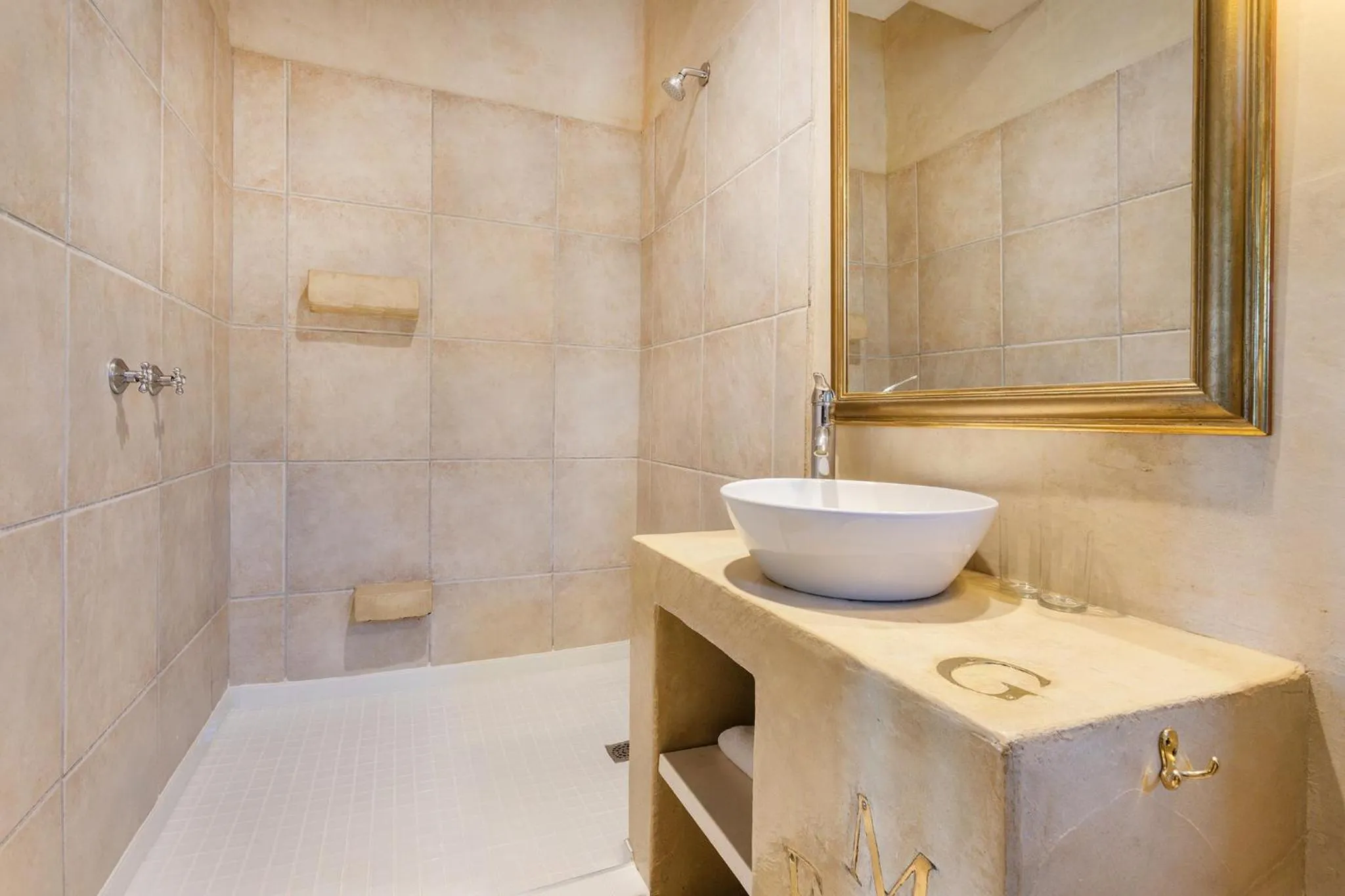 Bathroom in Walker Bay Manor Mansion PTY