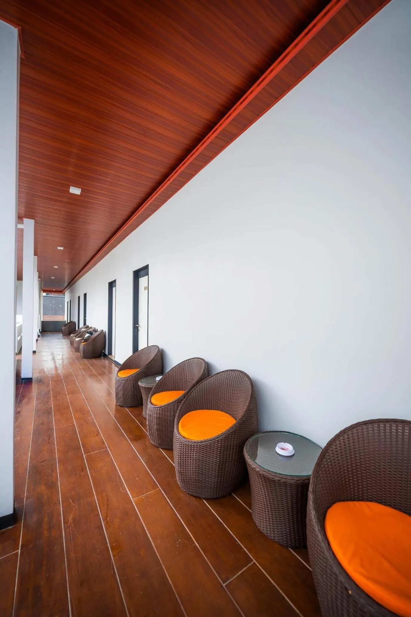 Seating area in Elge Hotel and Villa Sarangan