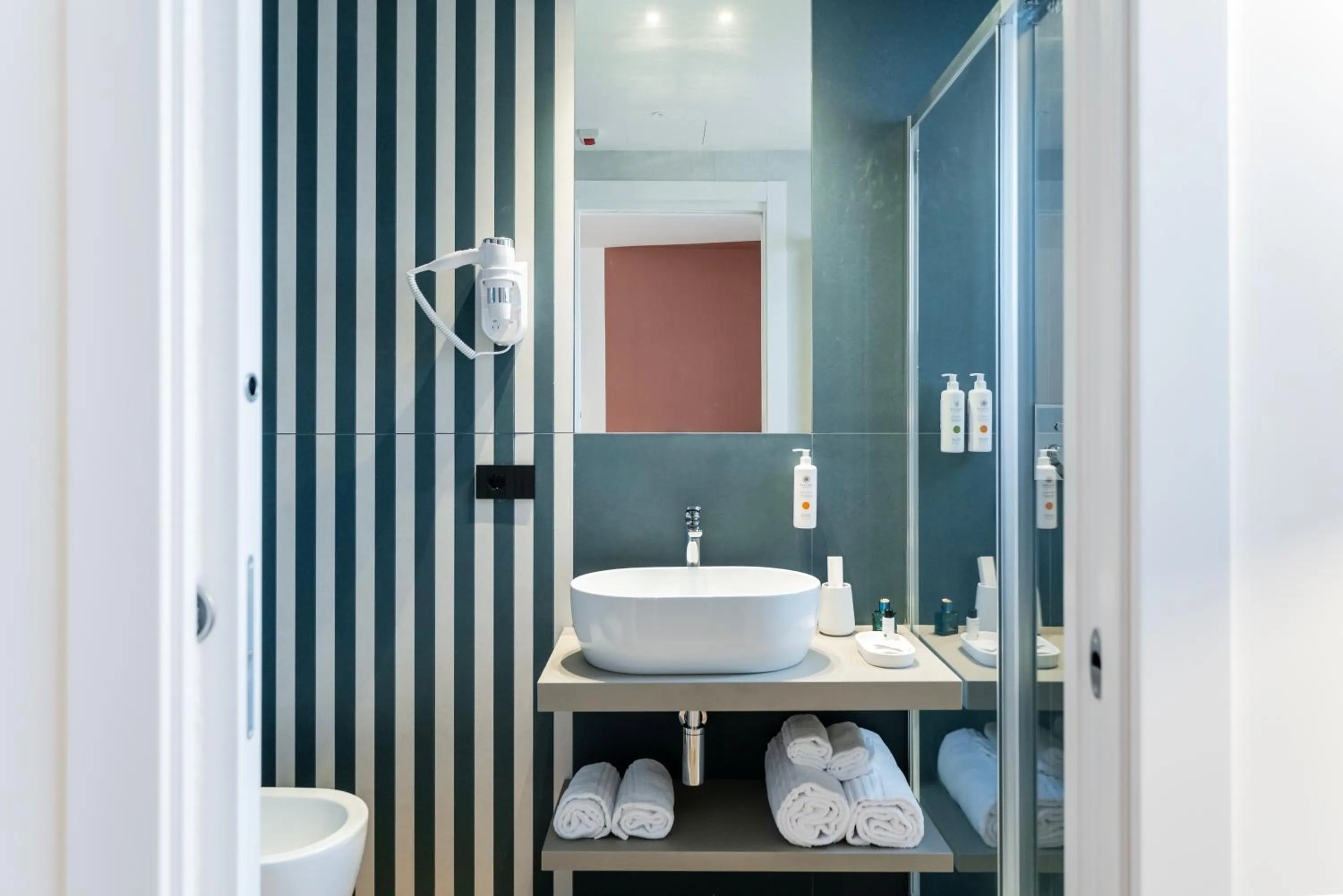 Shower in BISCARDI Hotel