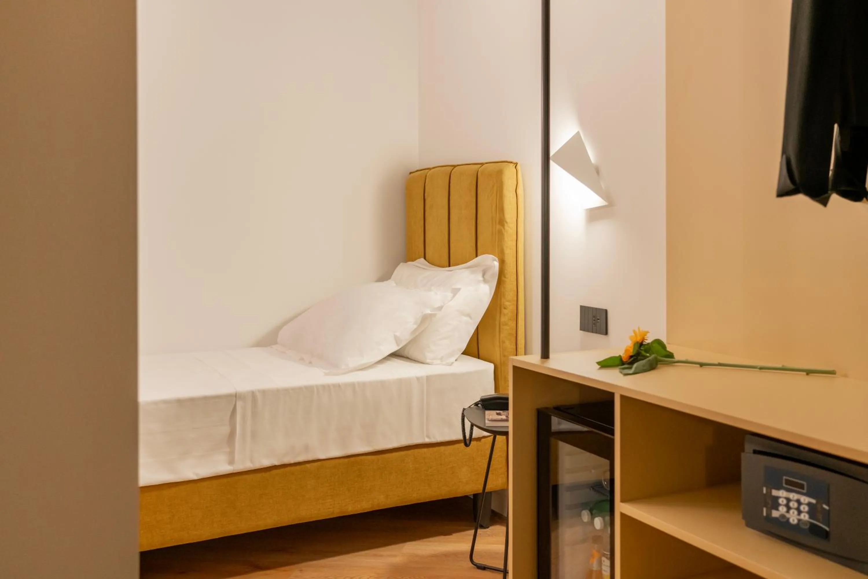 Bed in BISCARDI Hotel