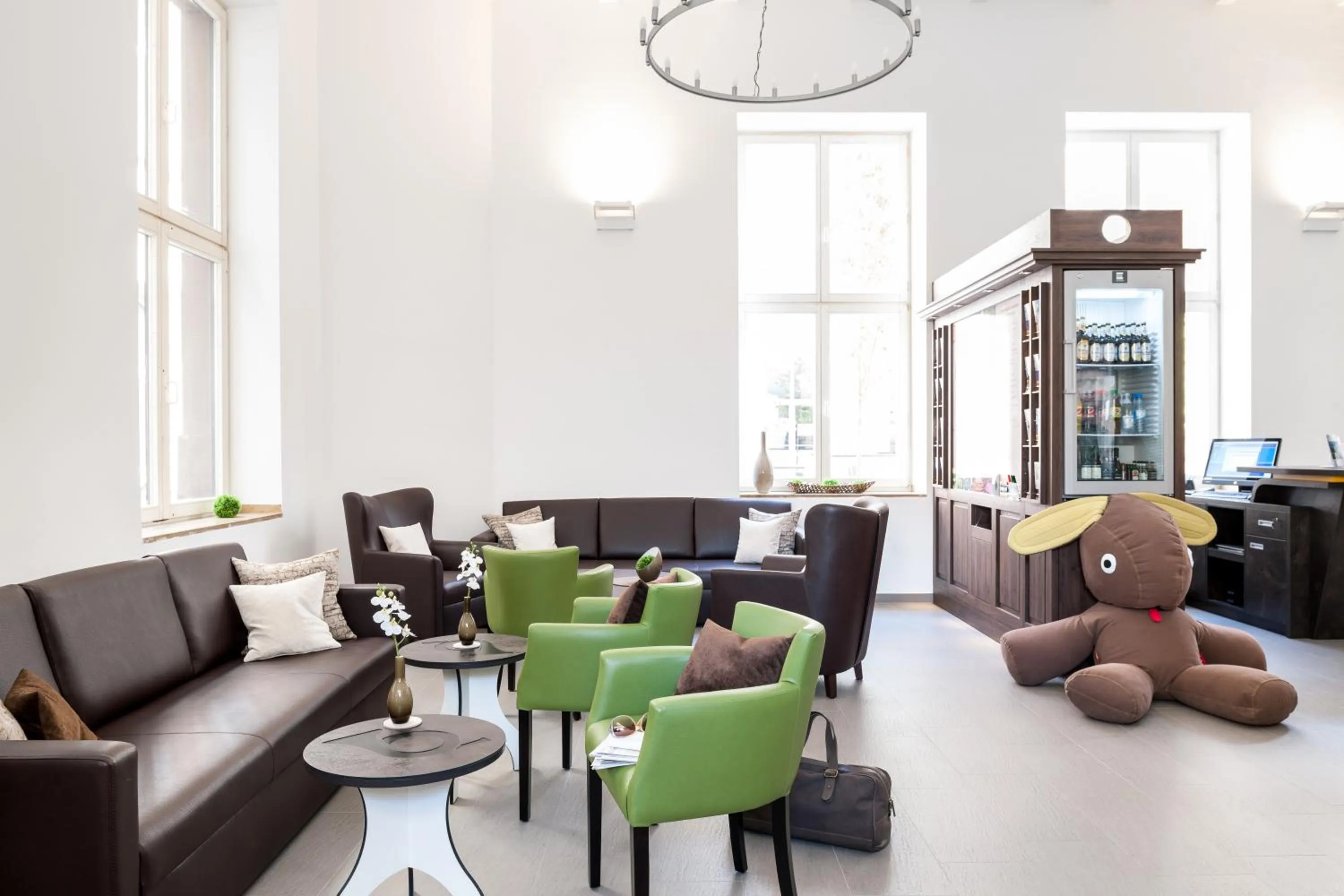 Lobby or reception in Ibis Styles Trier