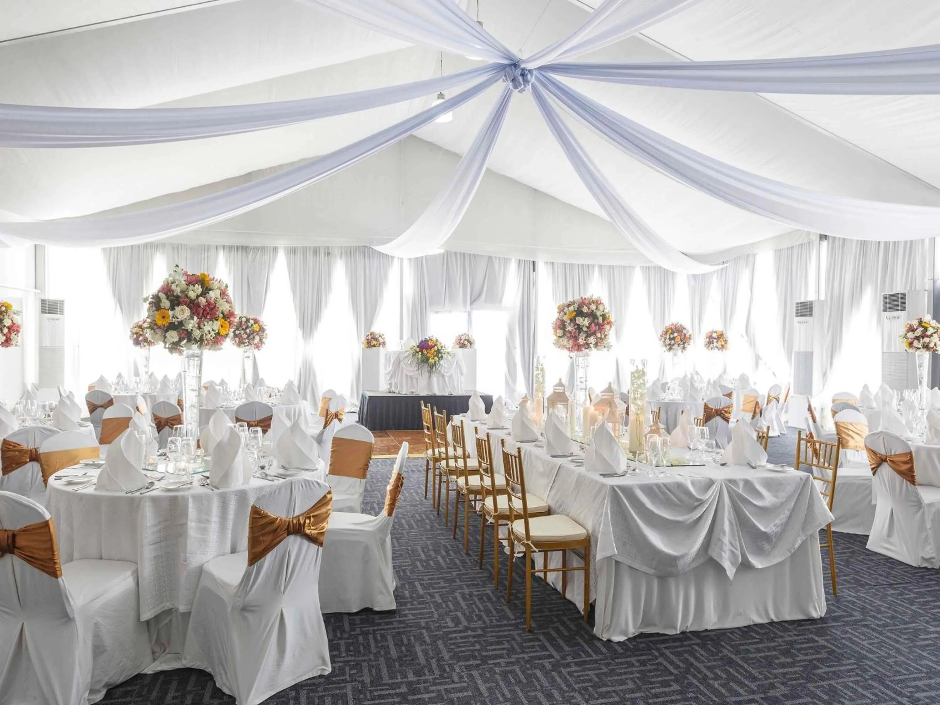 wedding in Novotel Manila Araneta City Hotel