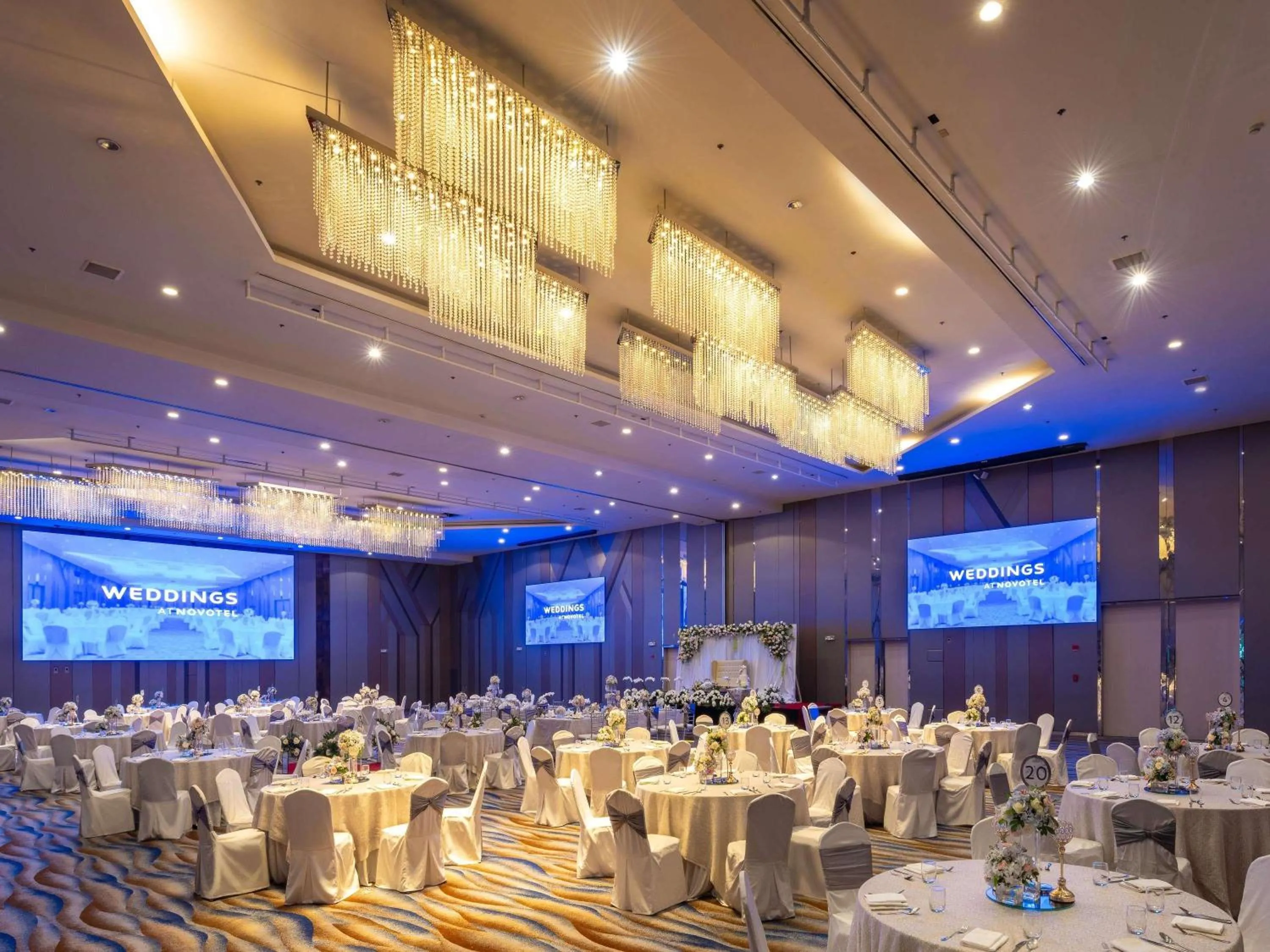 wedding in Novotel Manila Araneta City Hotel