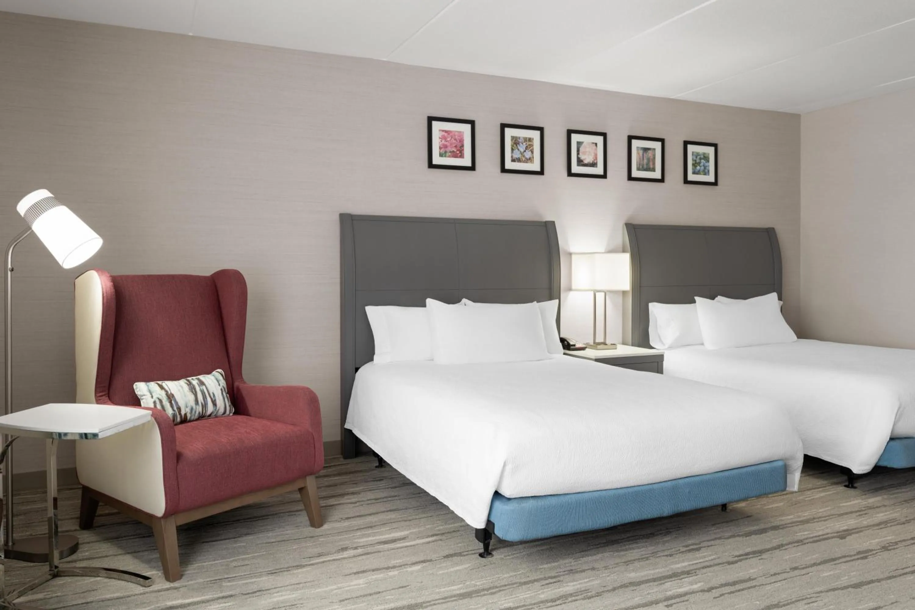 Bed in Hilton Garden Inn Lenox Pittsfield