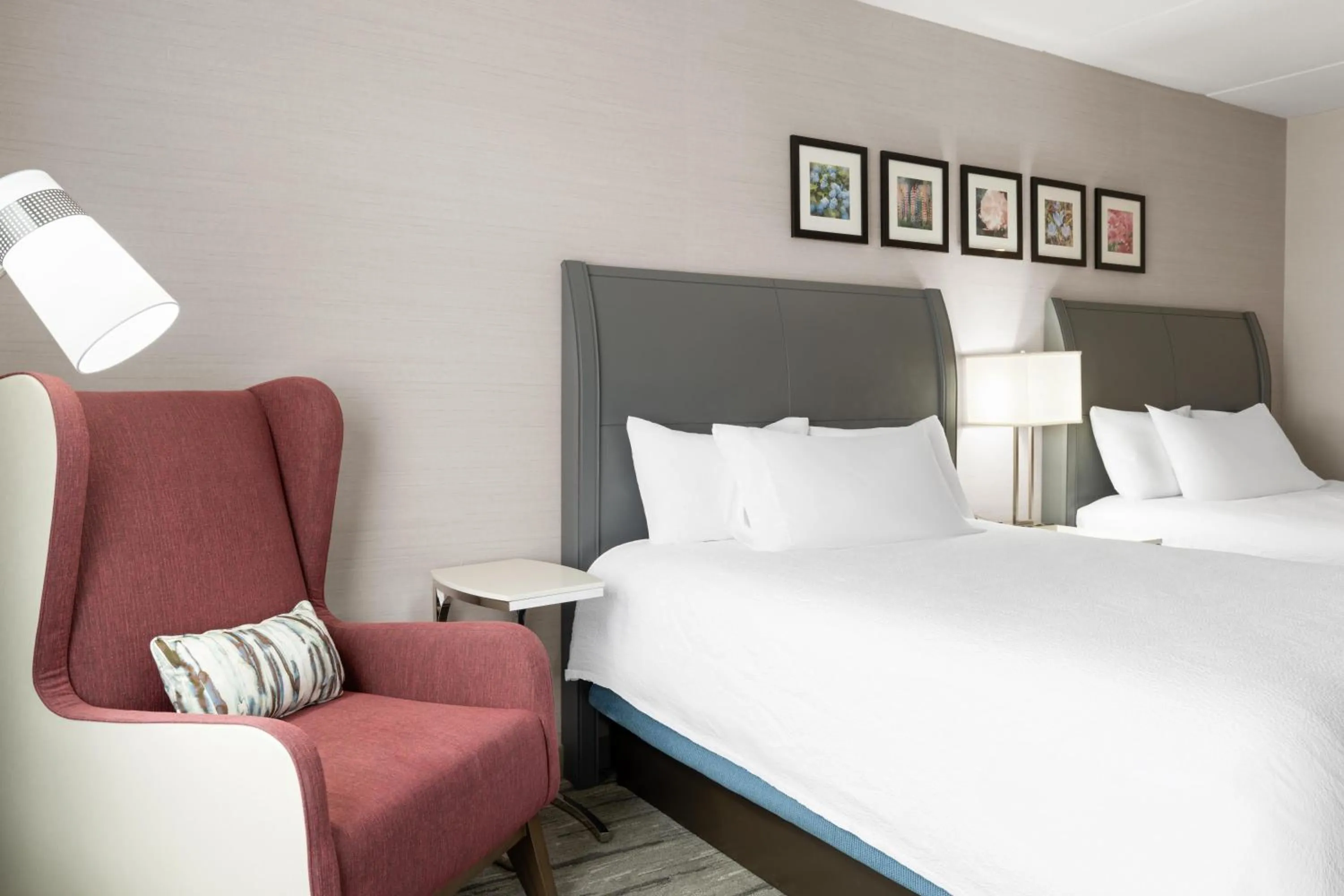 Bed in Hilton Garden Inn Lenox Pittsfield