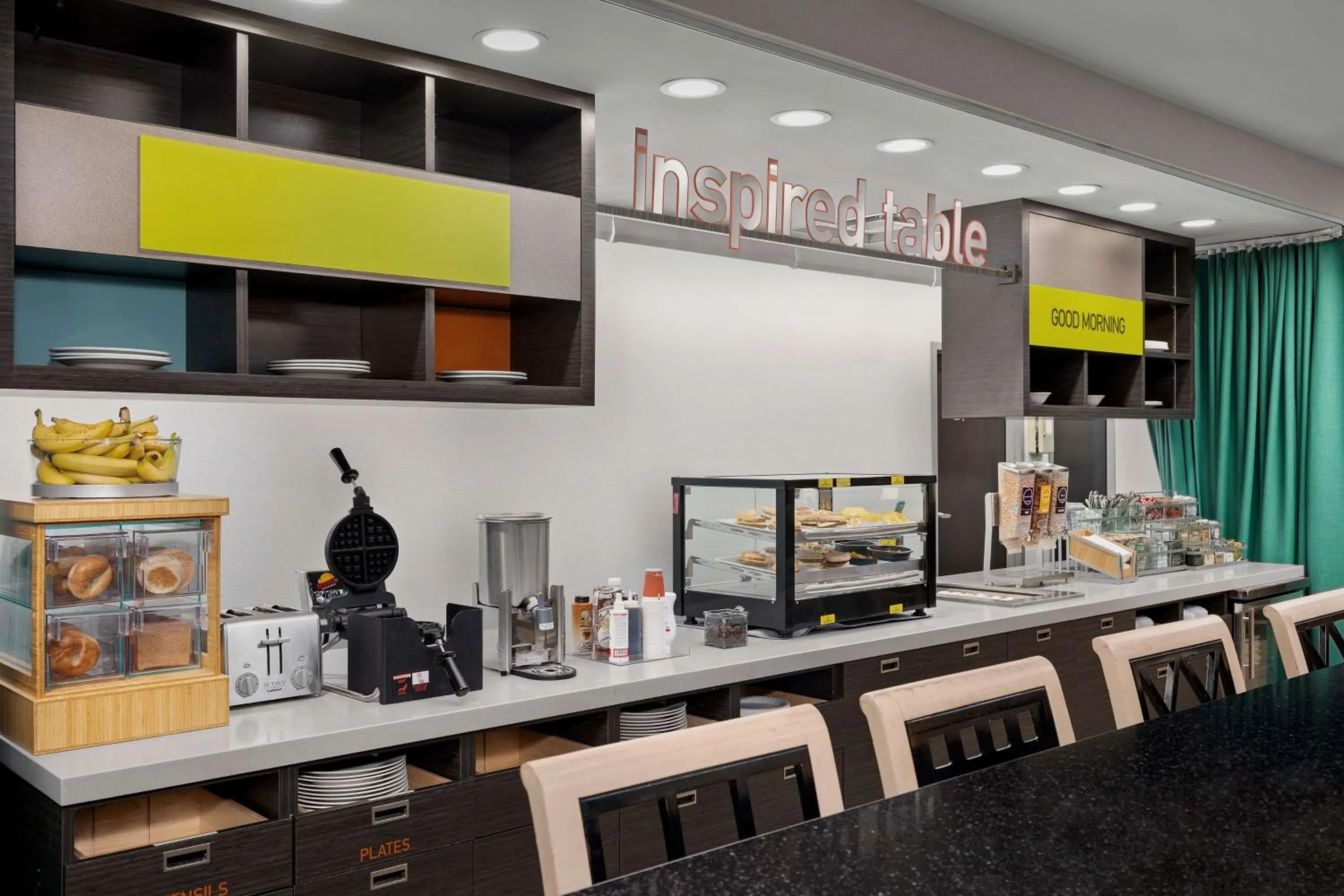 Breakfast in Home2 Suites by Hilton Knoxville West