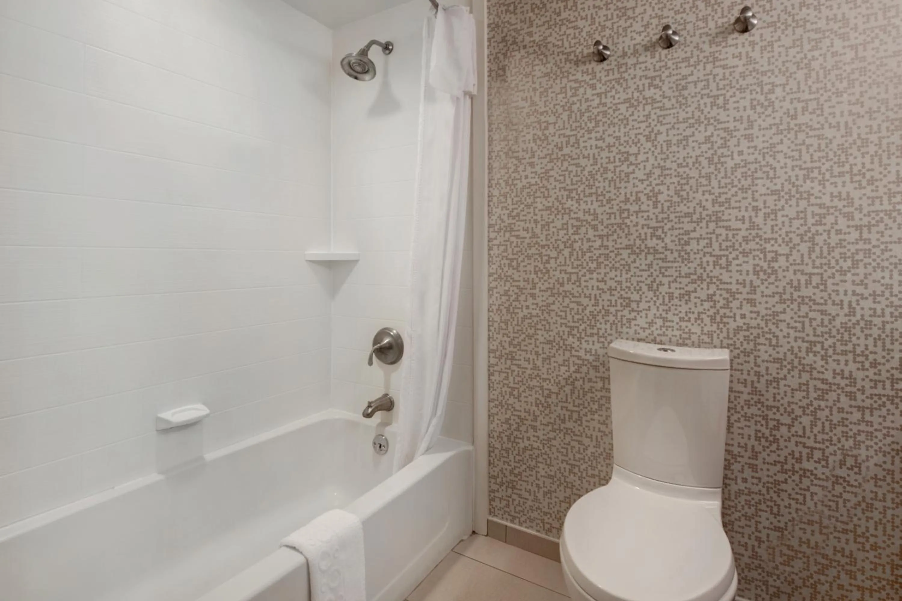 Bathroom in Home2 Suites by Hilton Tuscaloosa Downtown University Boulevard