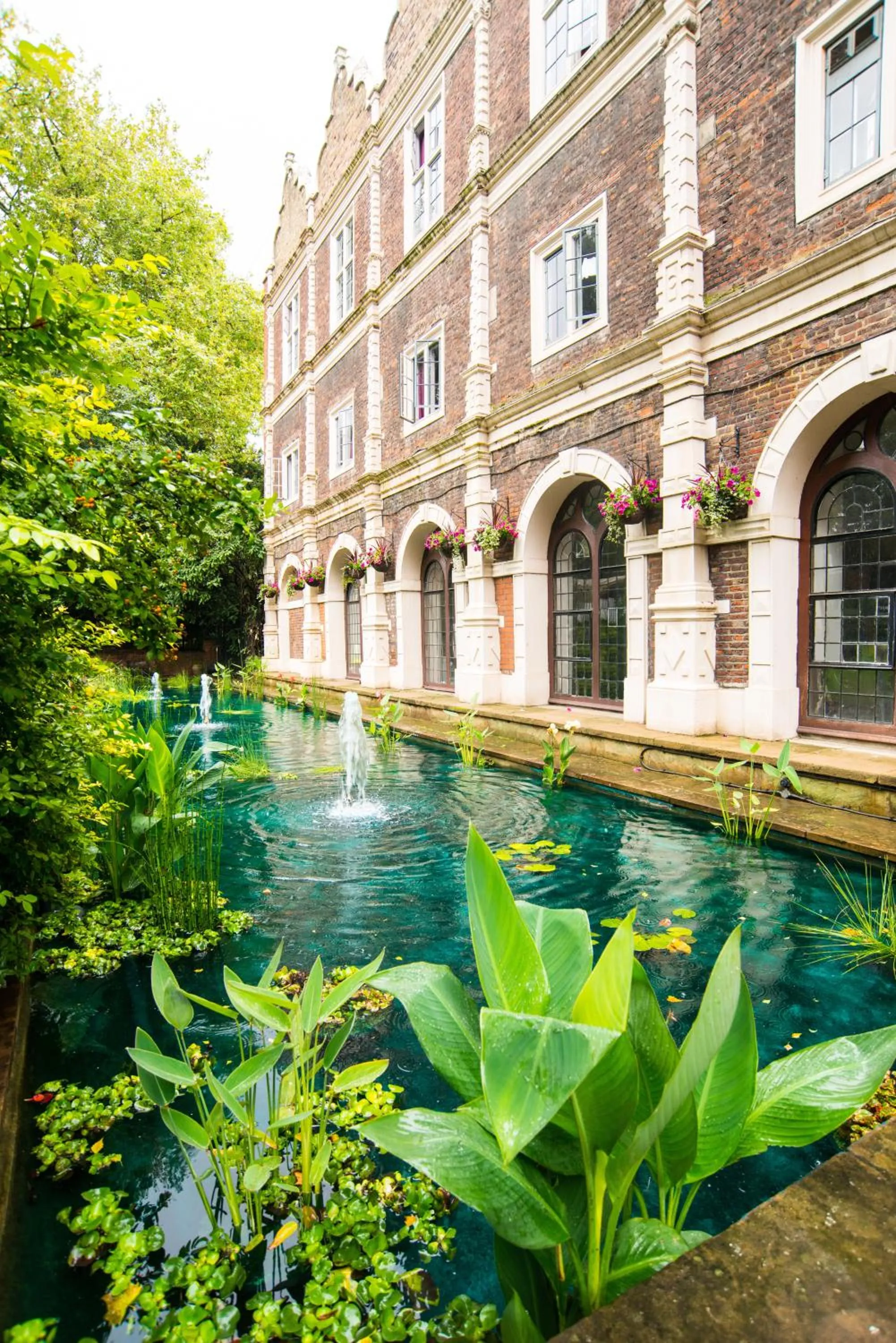 Decorative detail in Safestay London Kensington Holland Park