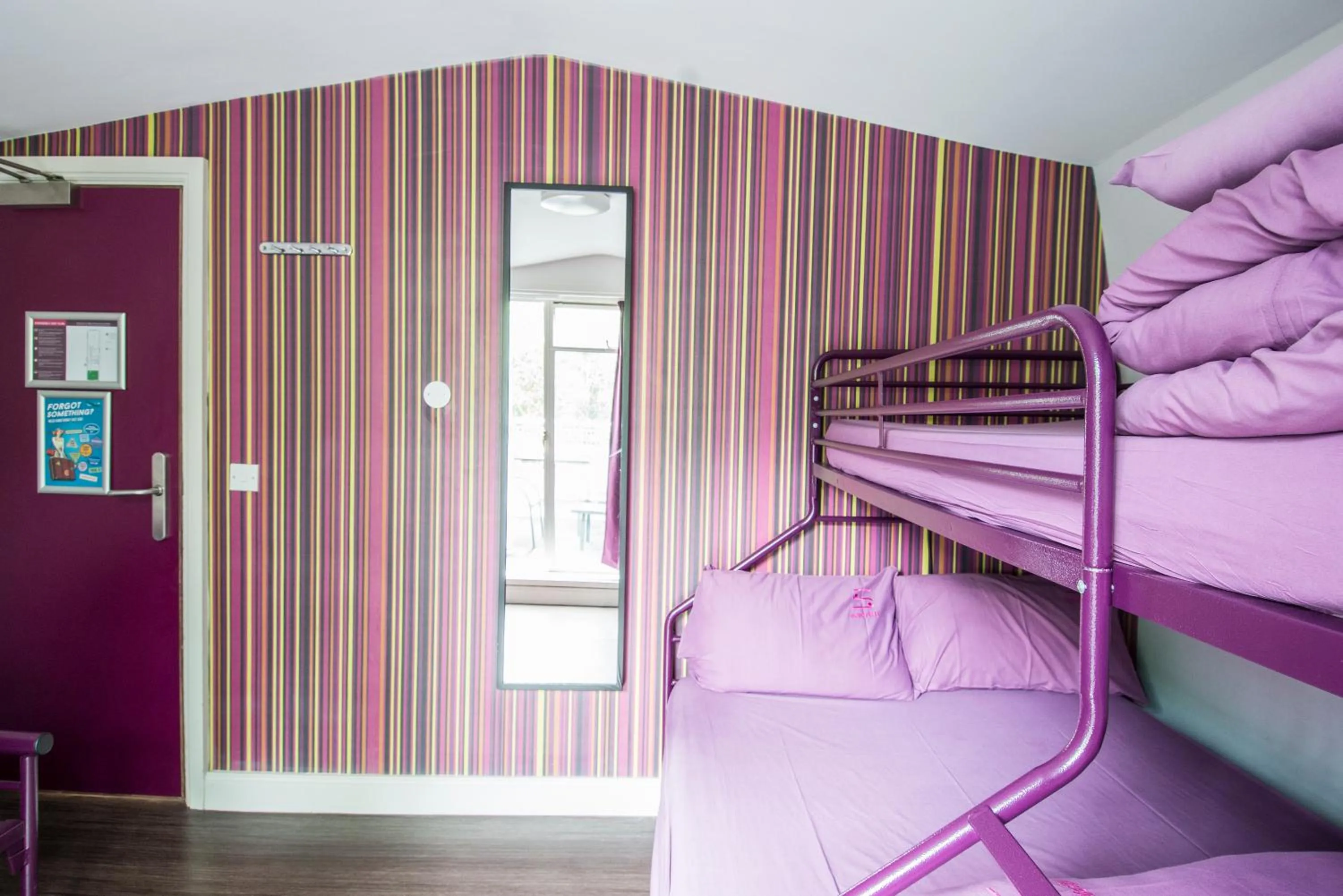 bunk bed, Bed in Safestay London Kensington Holland Park