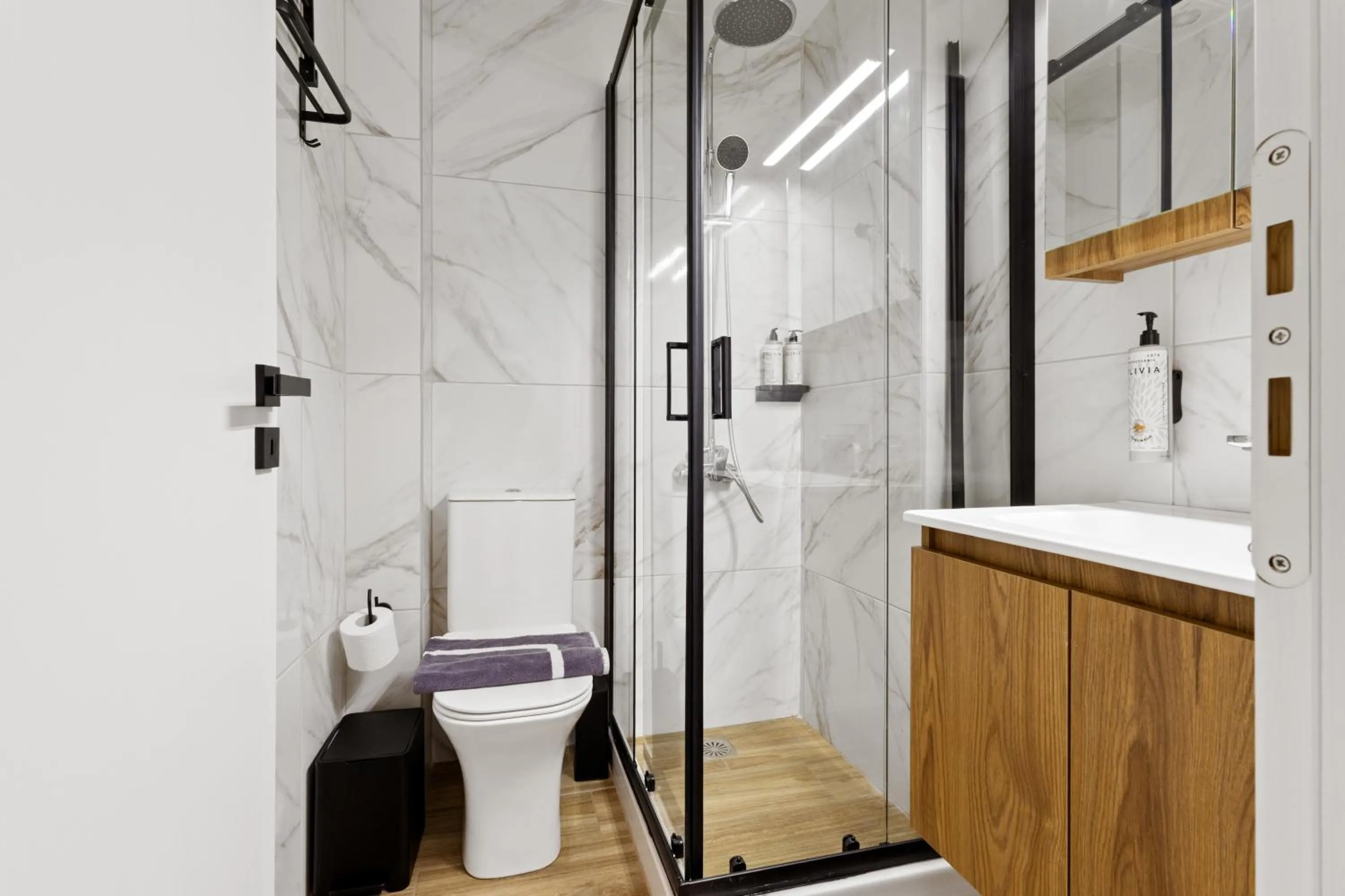 Bathroom in Enea City Suites