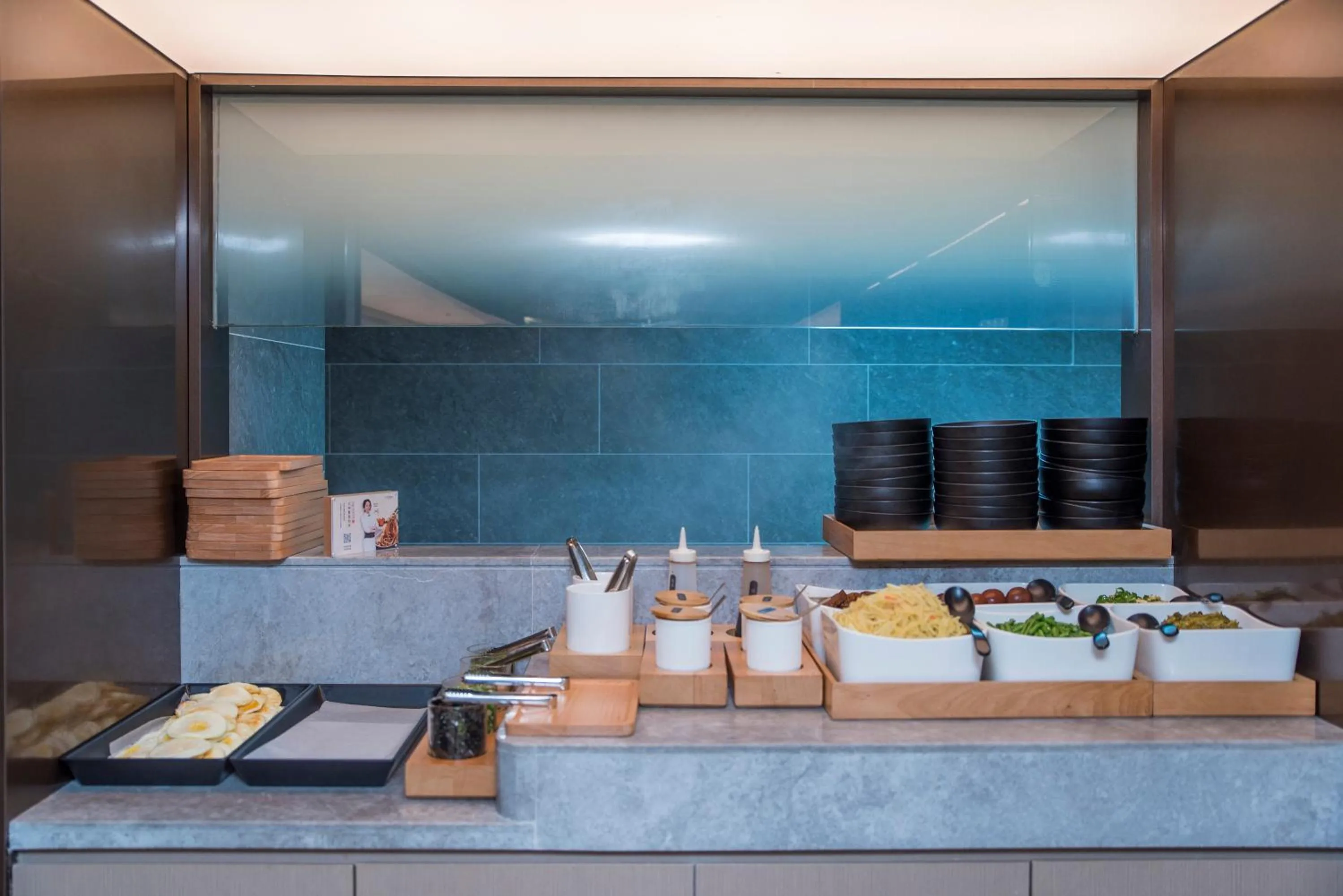 Restaurant/places to eat in Ji Hotel - Shanghai Nanjing Road People's Square