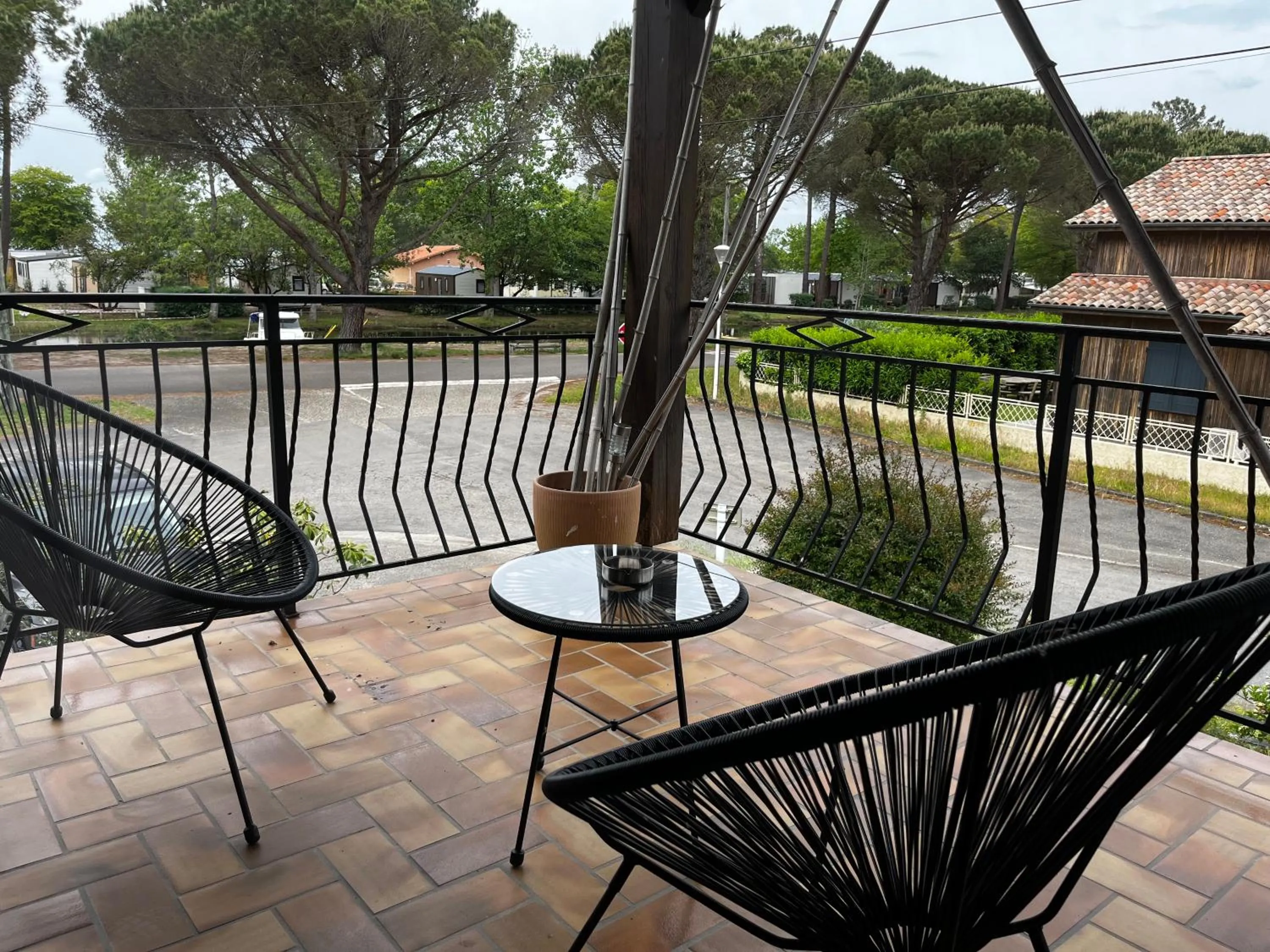 Balcony/Terrace in Hotel Cote et Lac