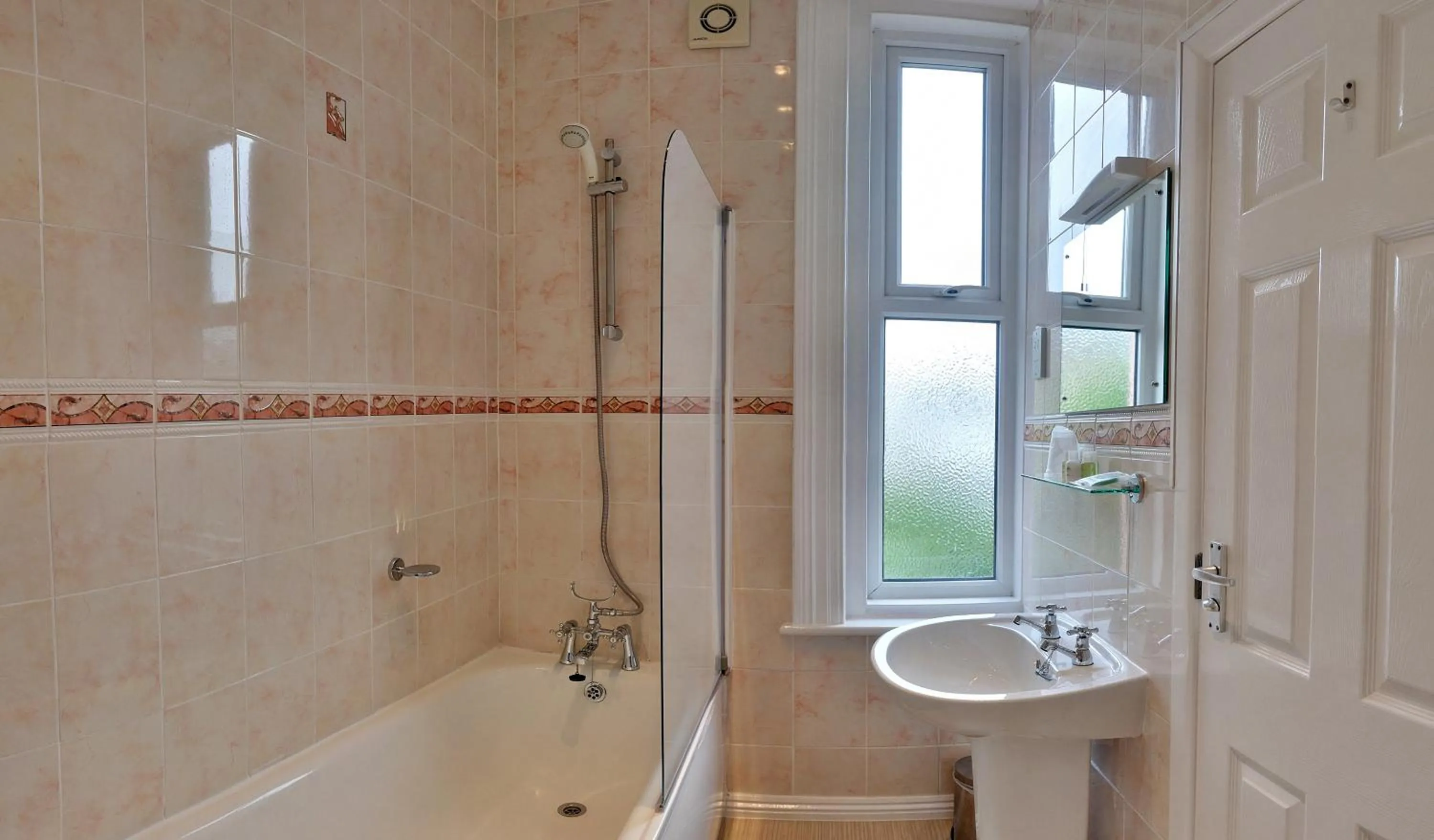 Bathroom in Cavendish Central Bournemouth