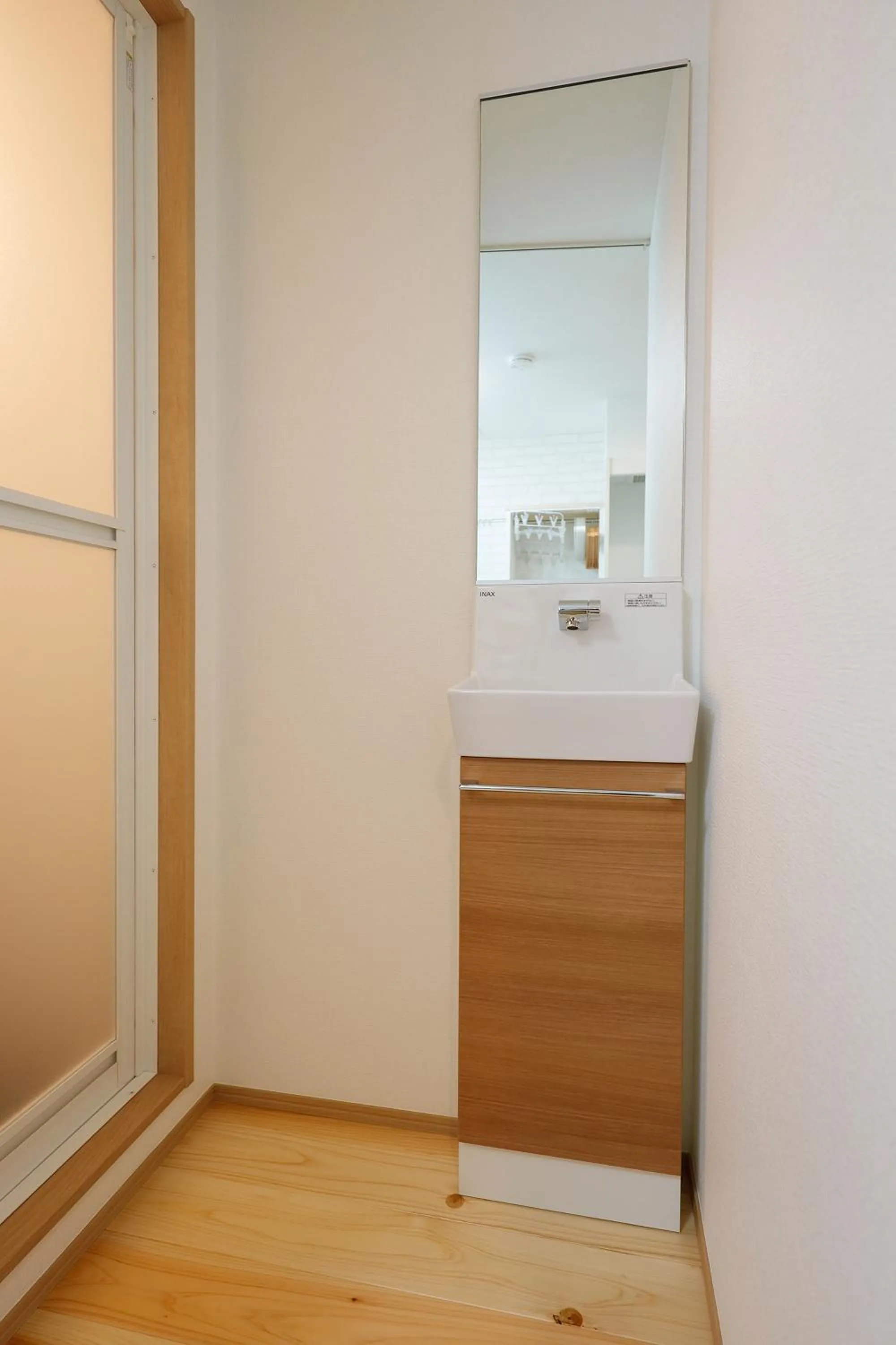 Zenith Shinjuku Hinoki by Tranova