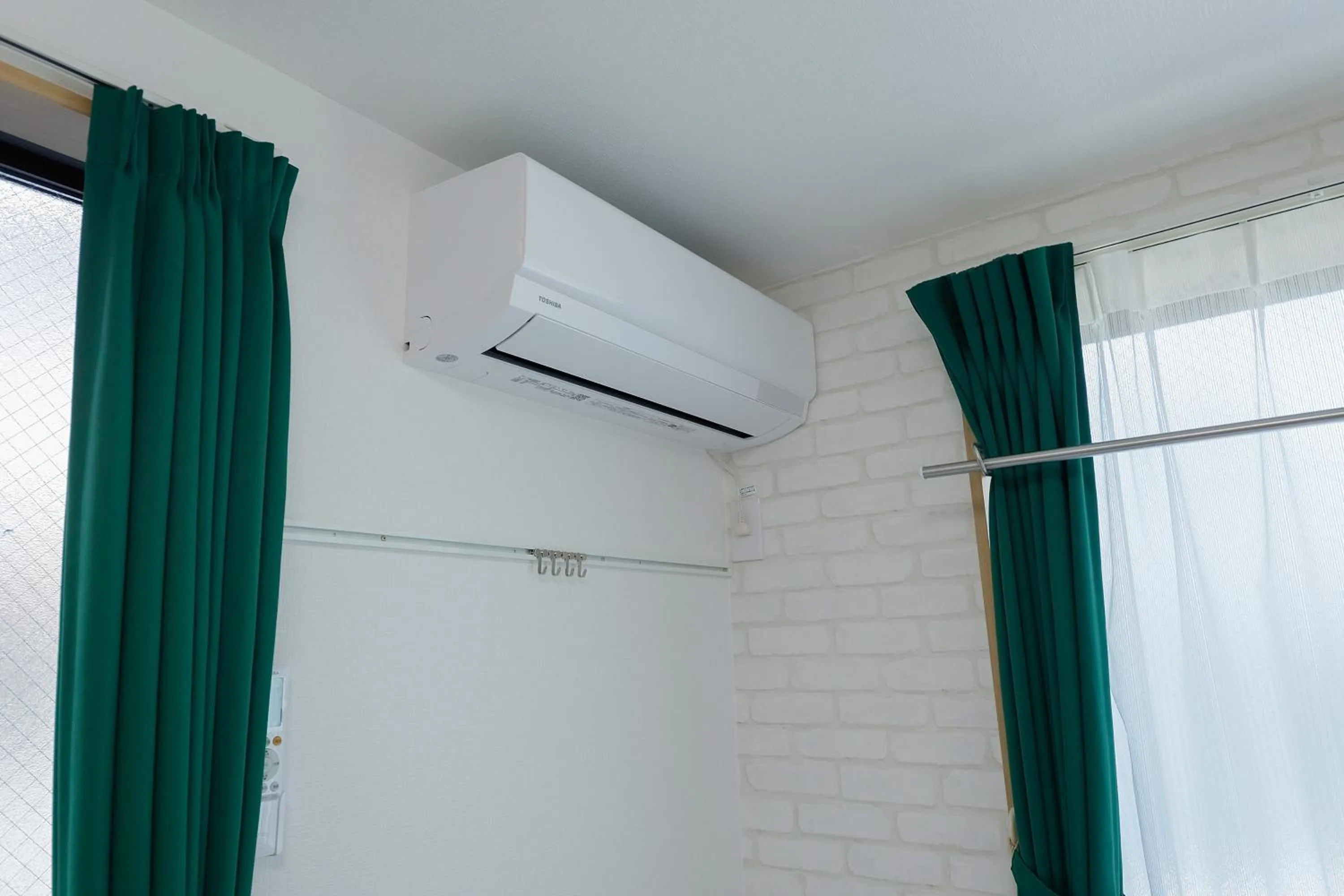 Zenith Shinjuku Hinoki by Tranova