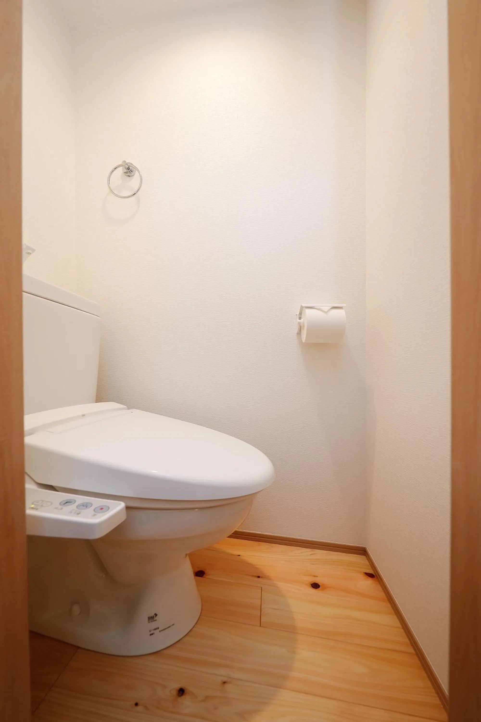 Zenith Shinjuku Hinoki by Tranova