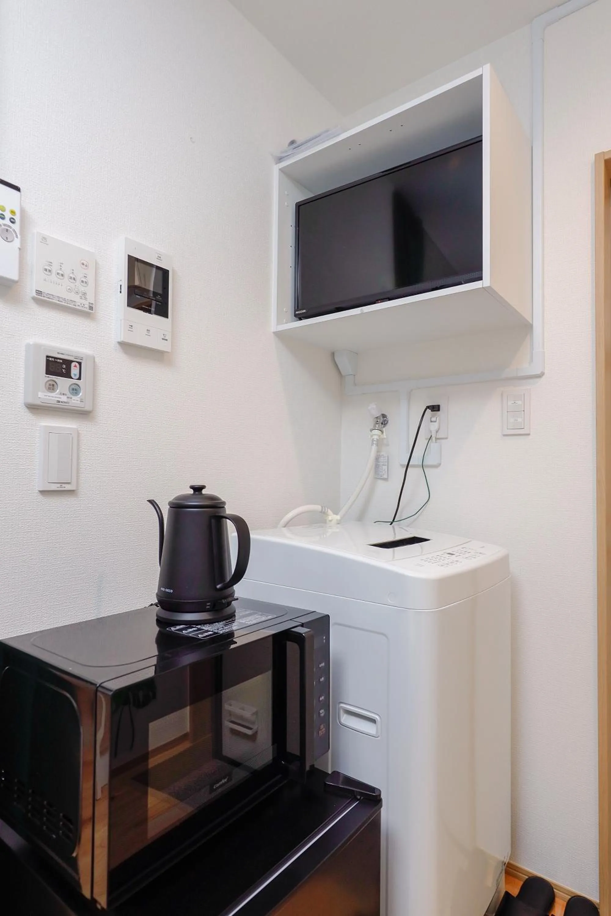 Zenith Shinjuku Hinoki by Tranova