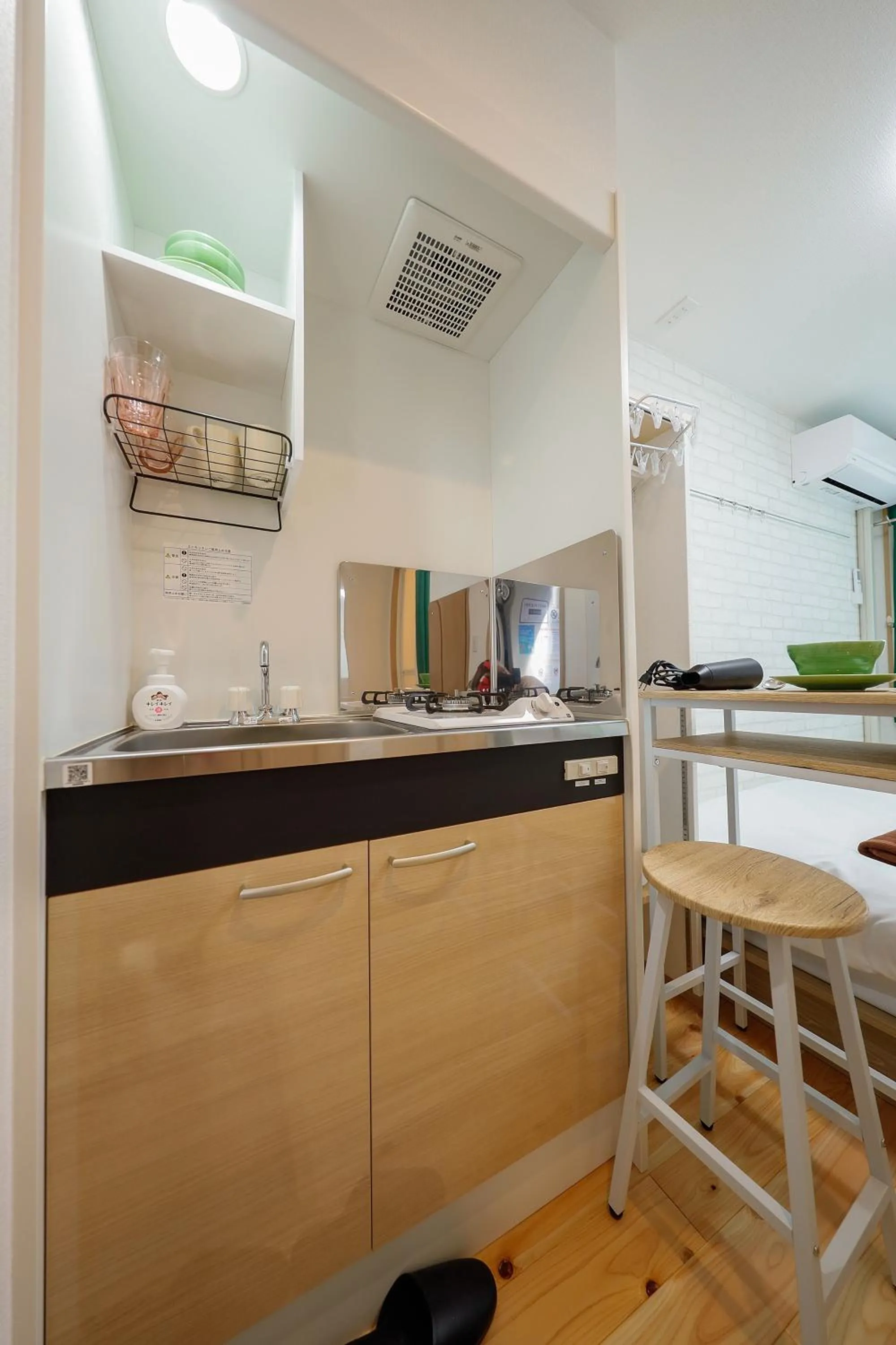 Zenith Shinjuku Hinoki by Tranova