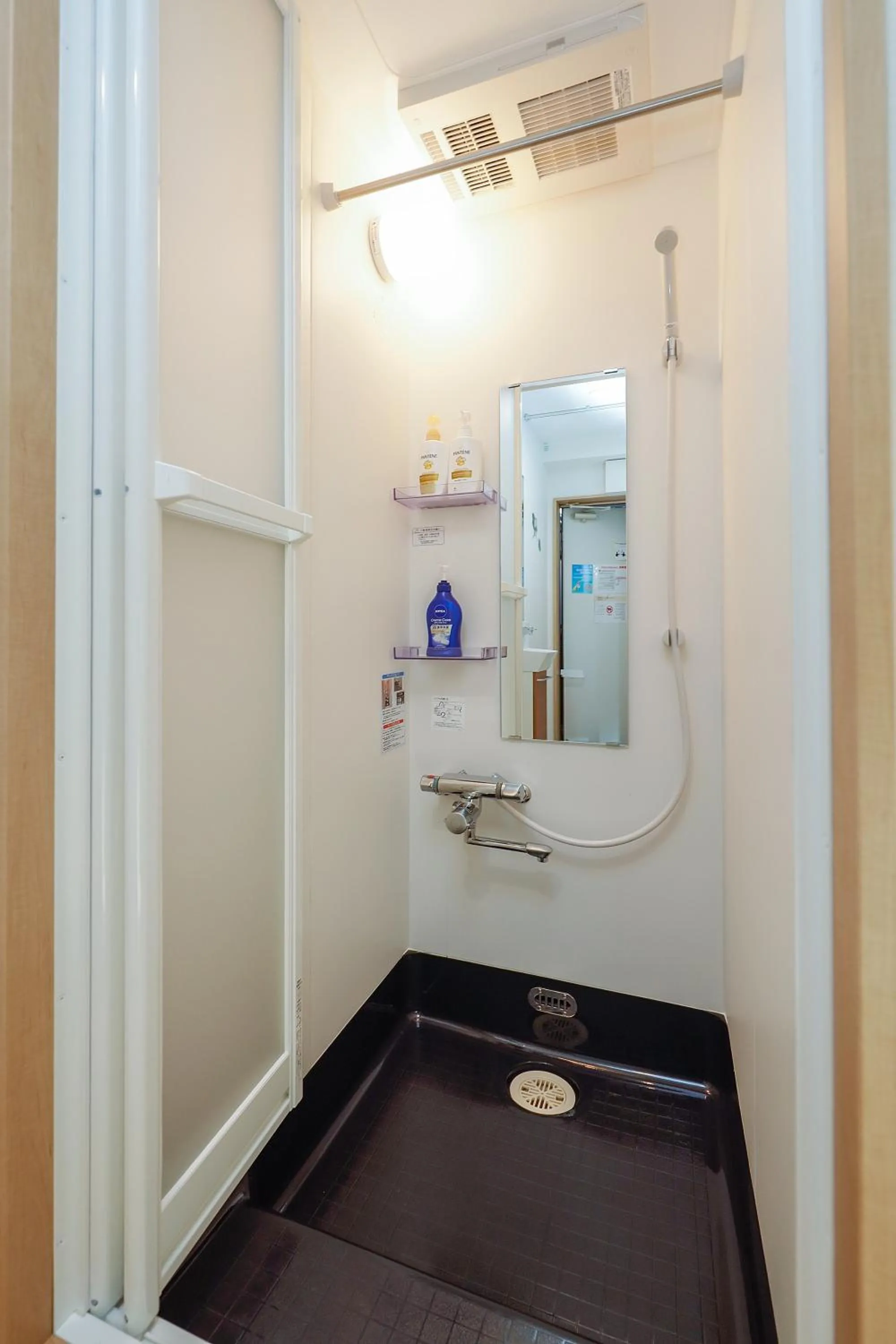 Zenith Shinjuku Hinoki by Tranova