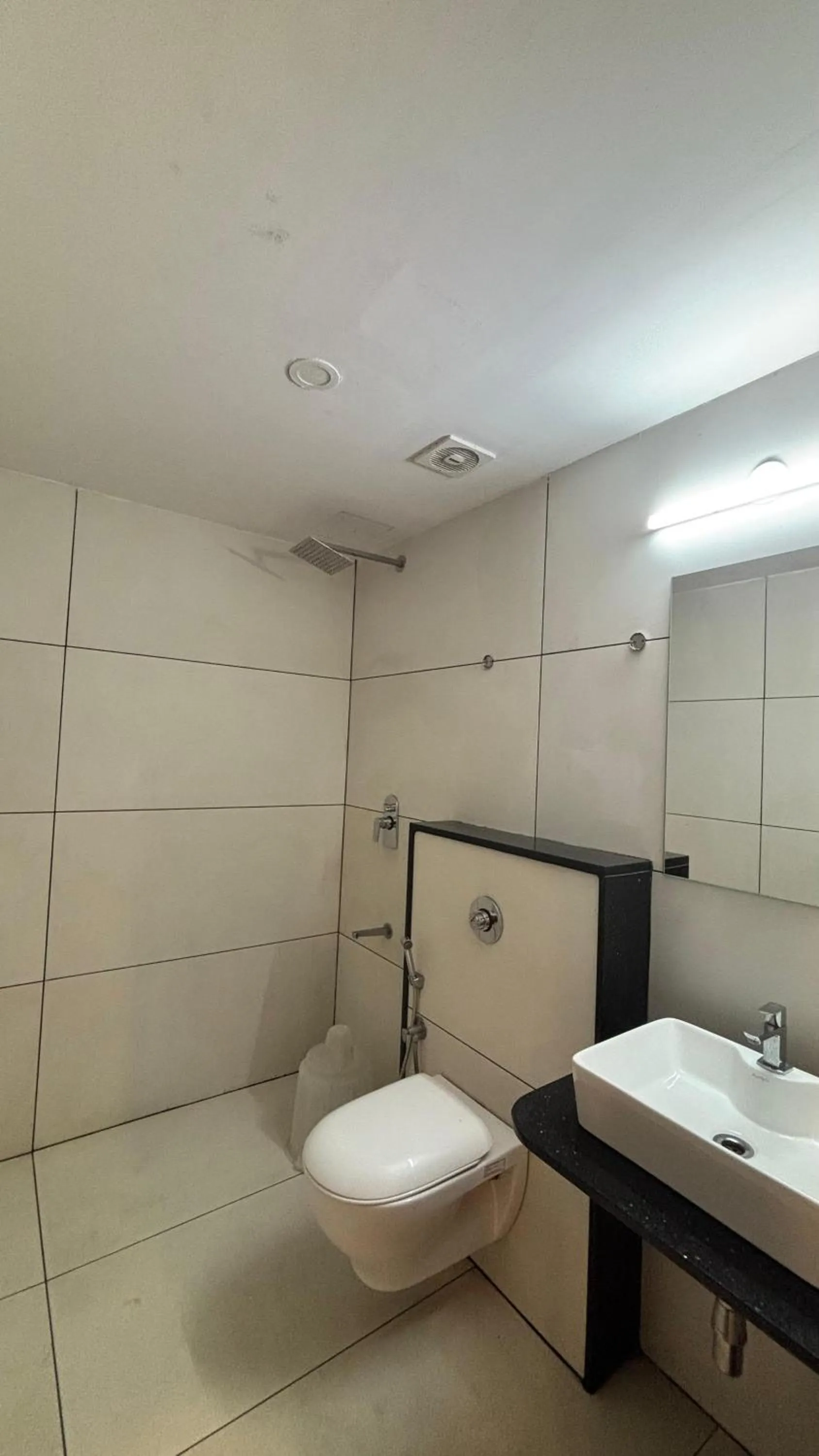 Toilet in Hotel Kalyan Suites