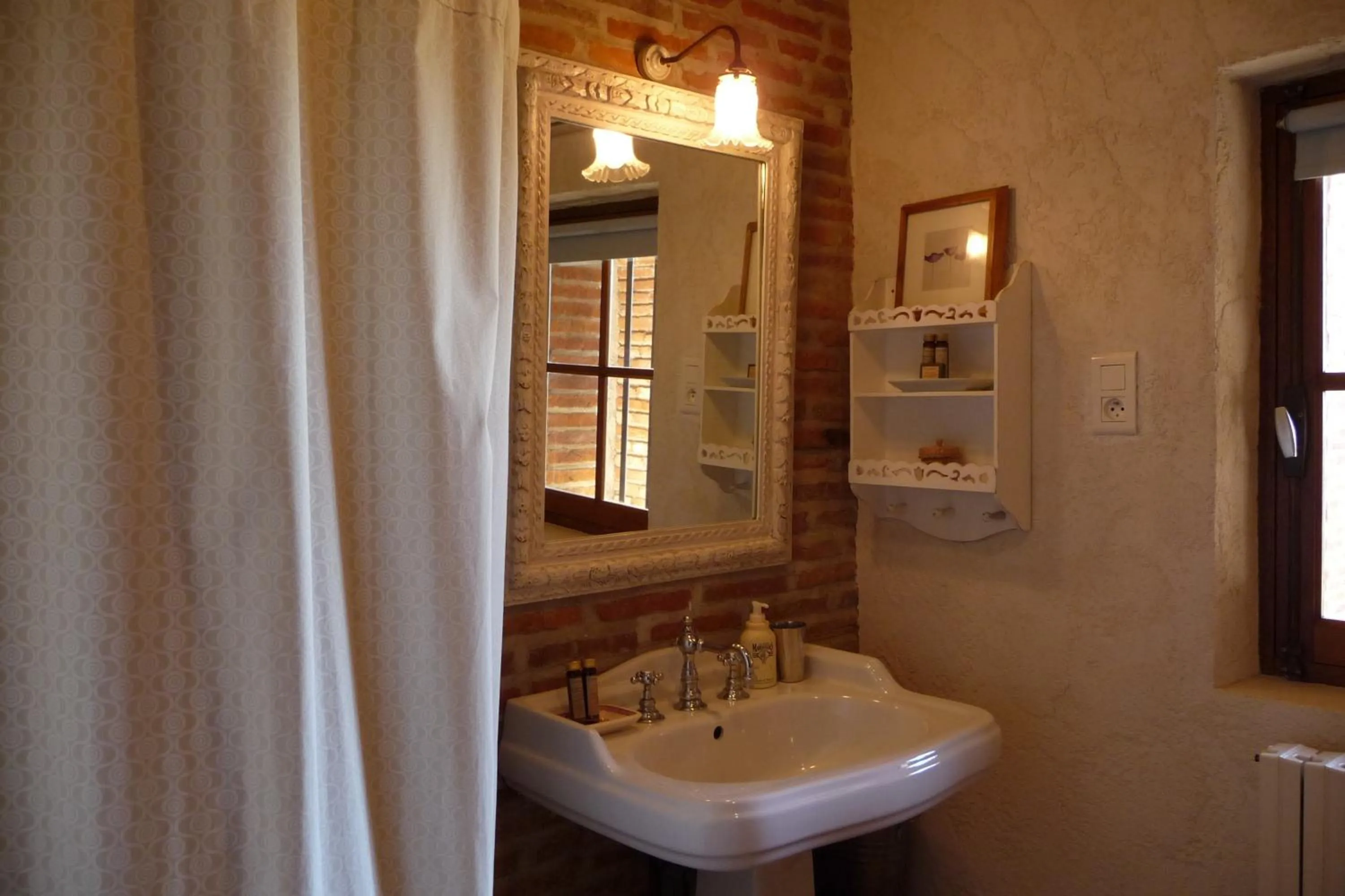 Bathroom in Le Manoir Saint Clair