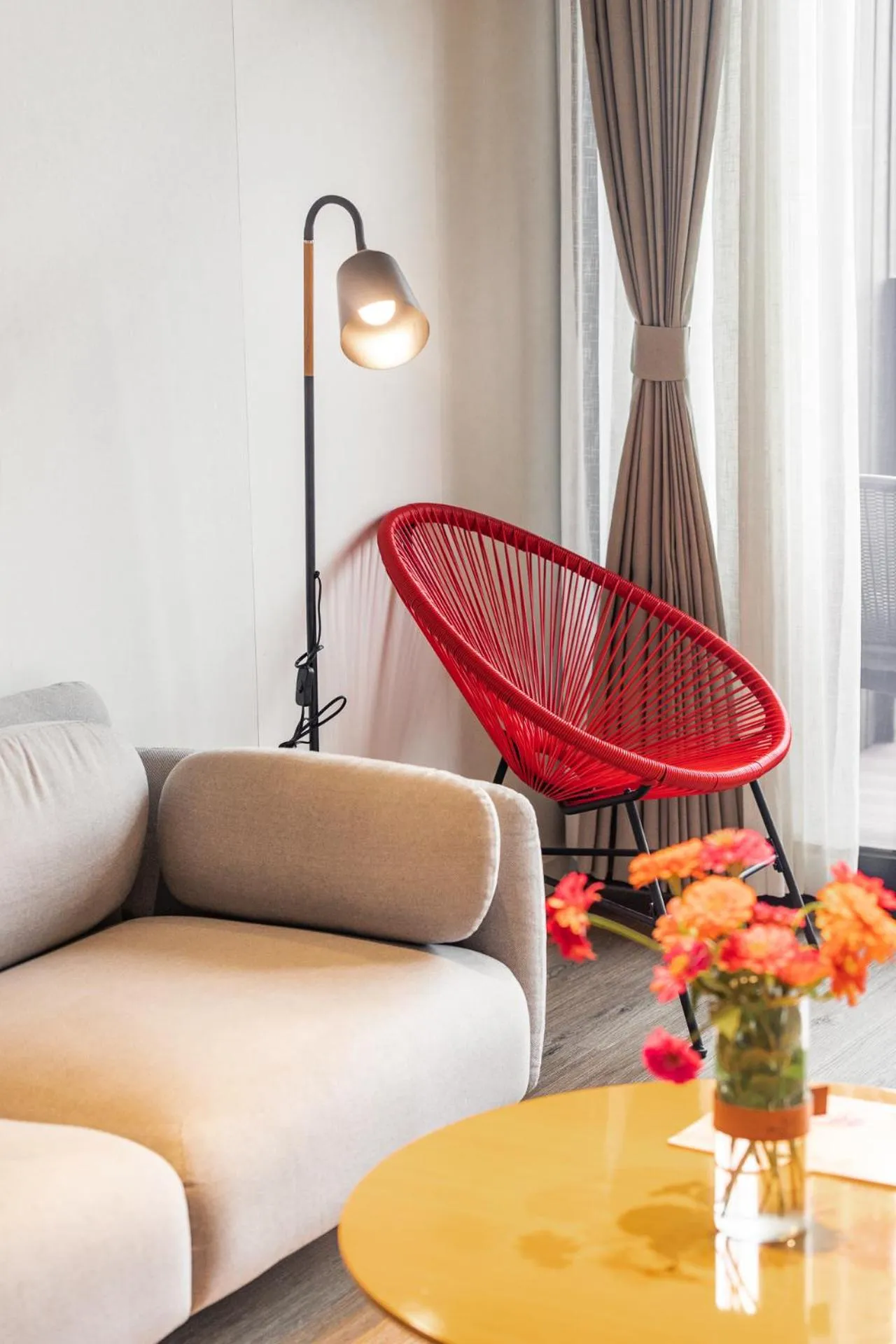 Living room in Nian hotel & resorts