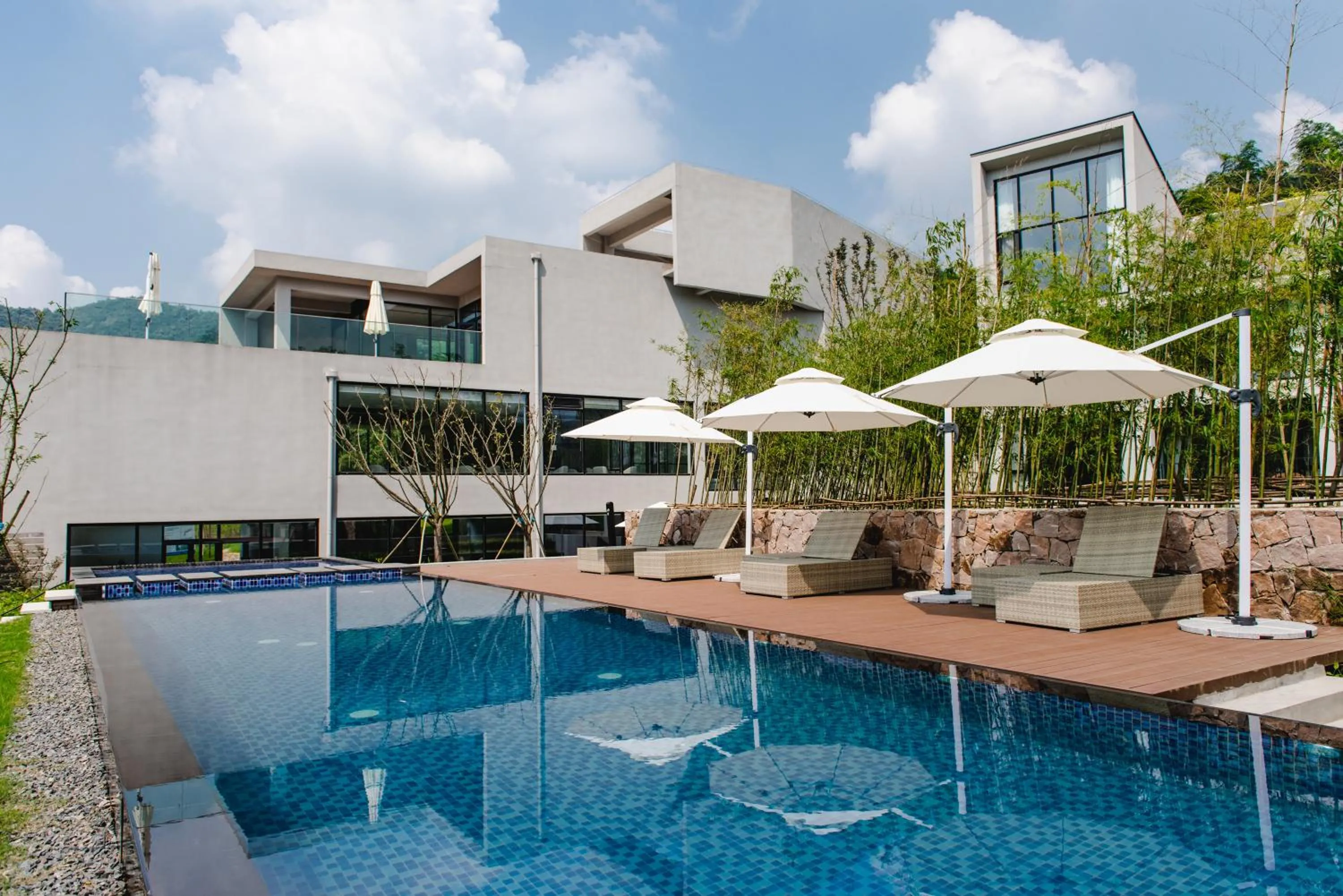 Swimming pool in Nian hotel & resorts