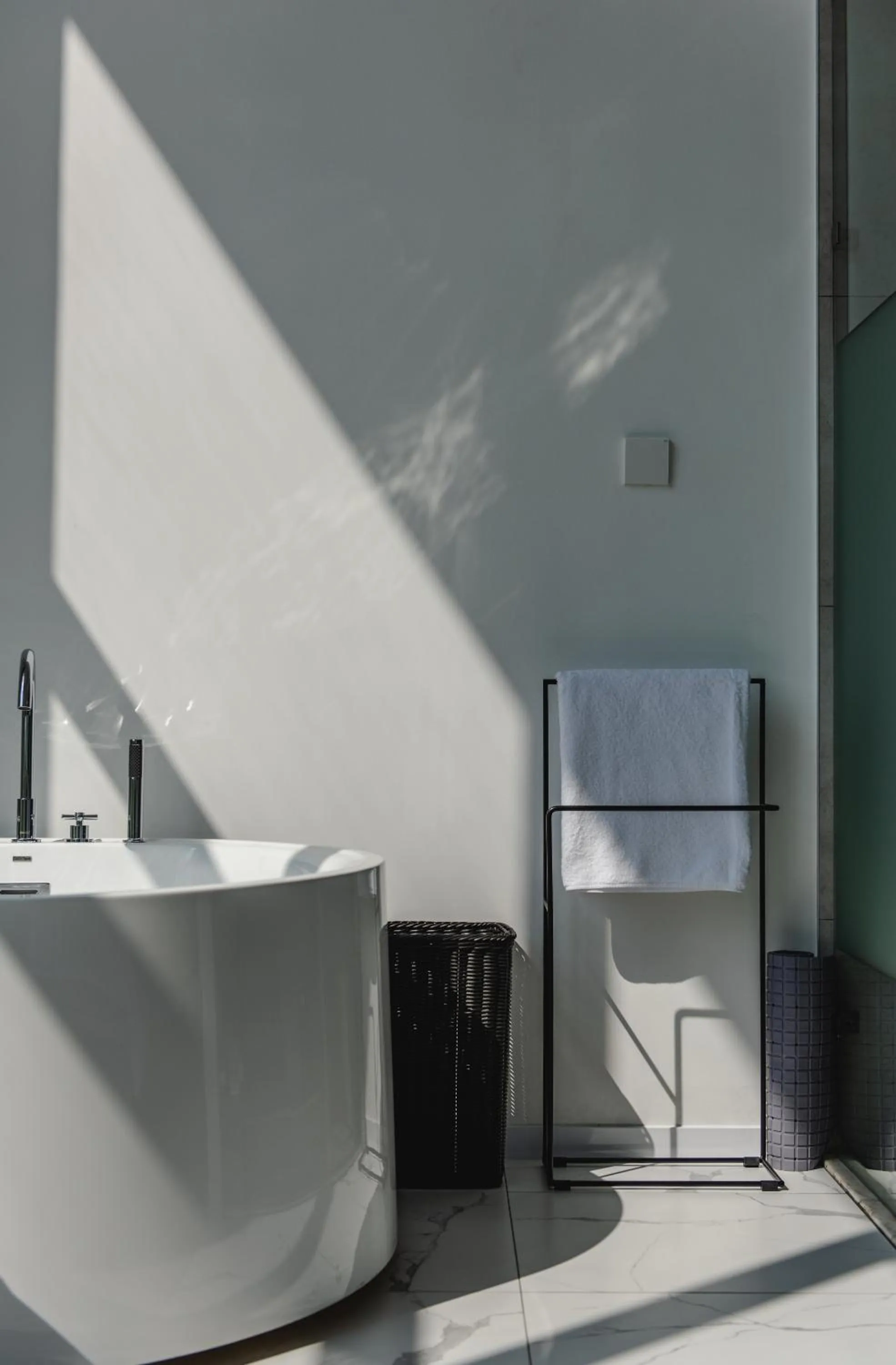 Bath in Nian hotel & resorts