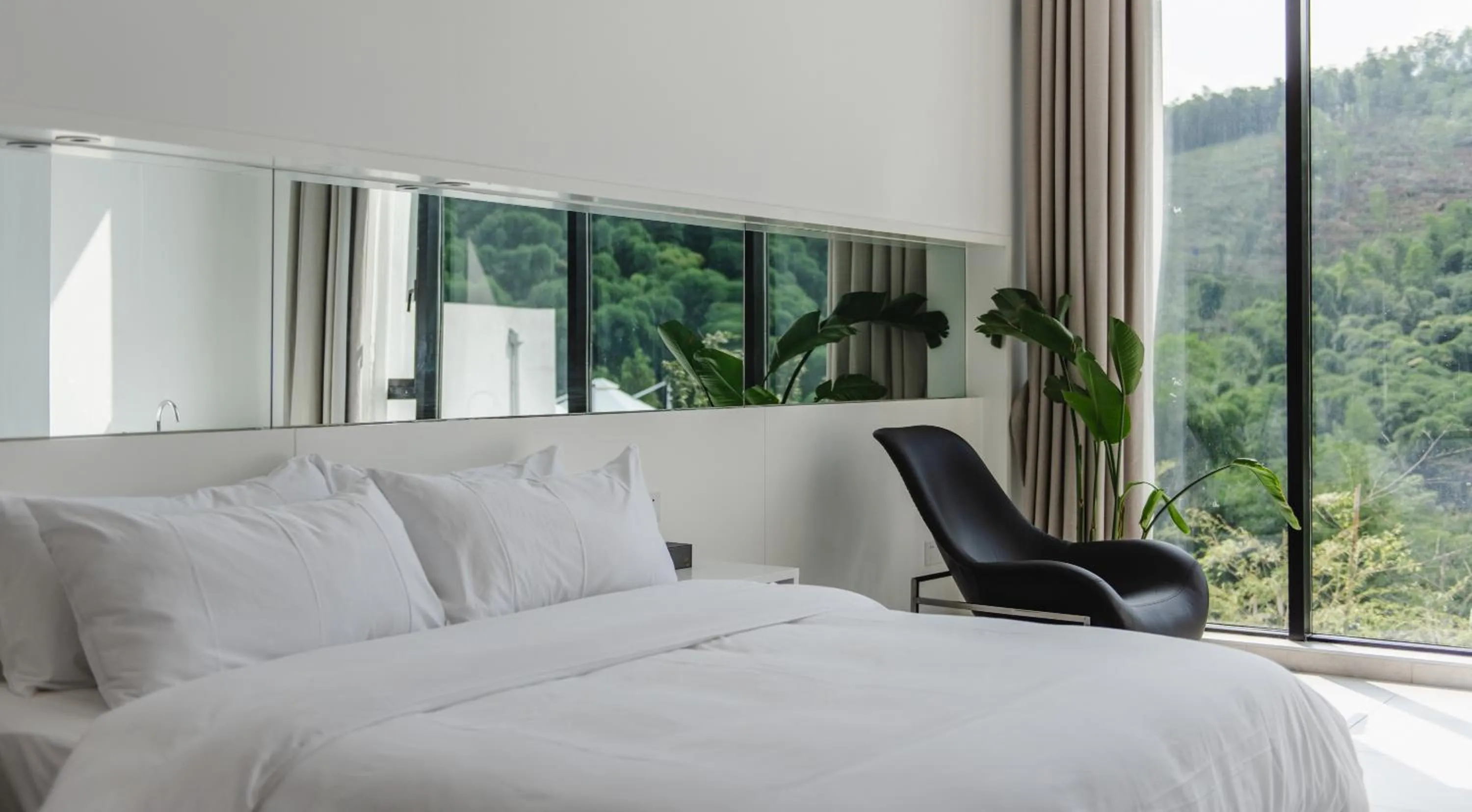 Bed in Nian hotel & resorts