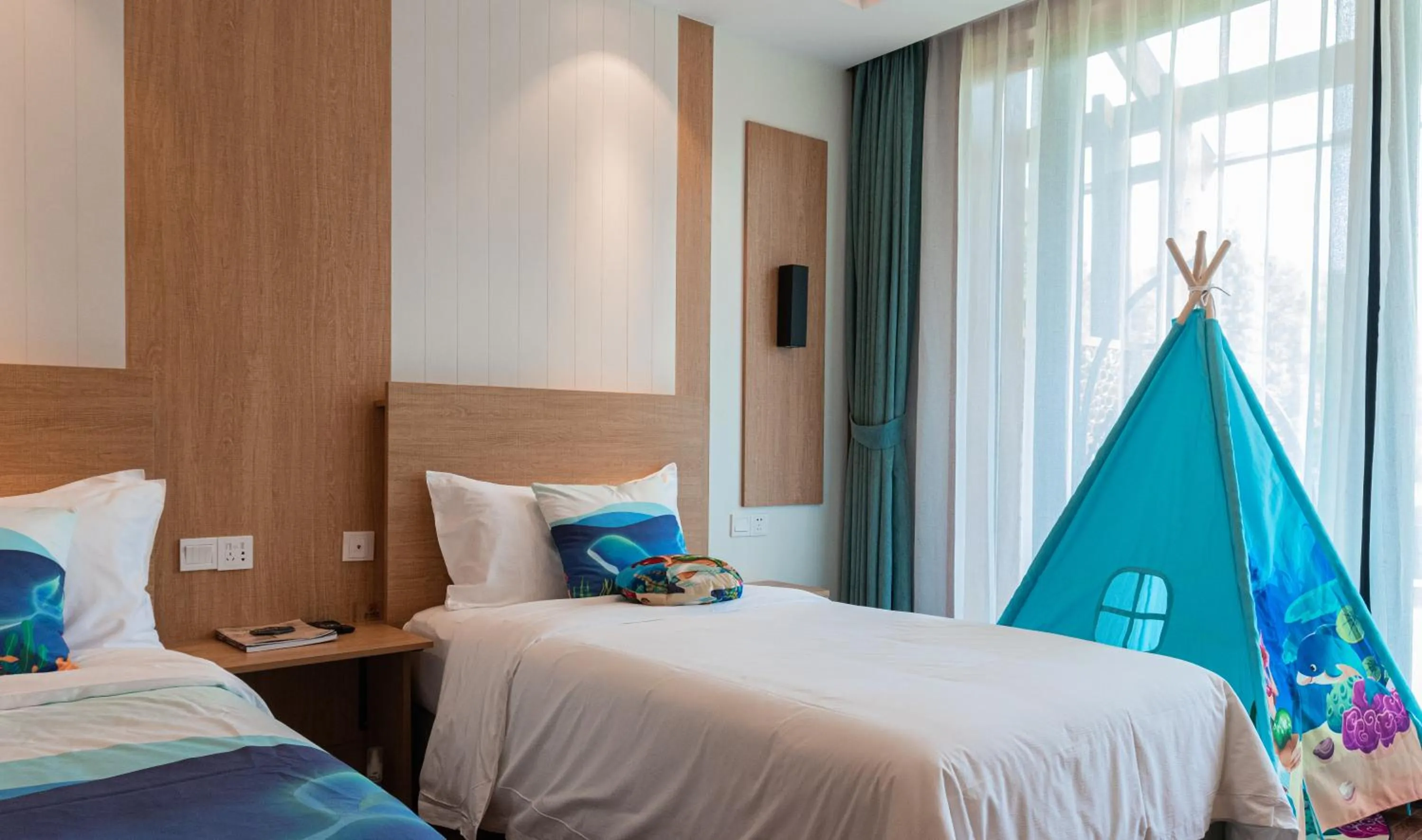 Bed in Nian hotel & resorts