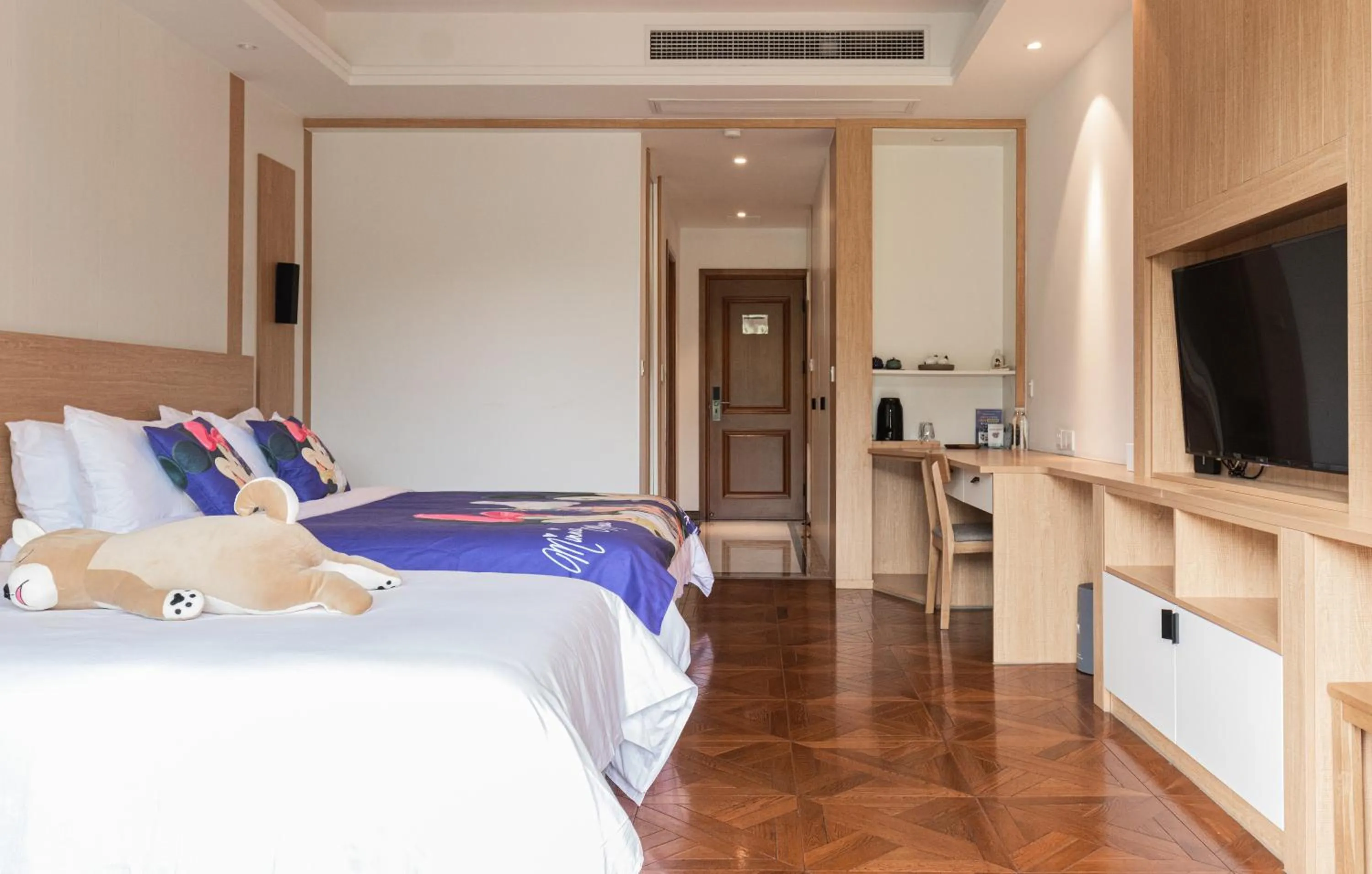 Bed in Nian hotel & resorts