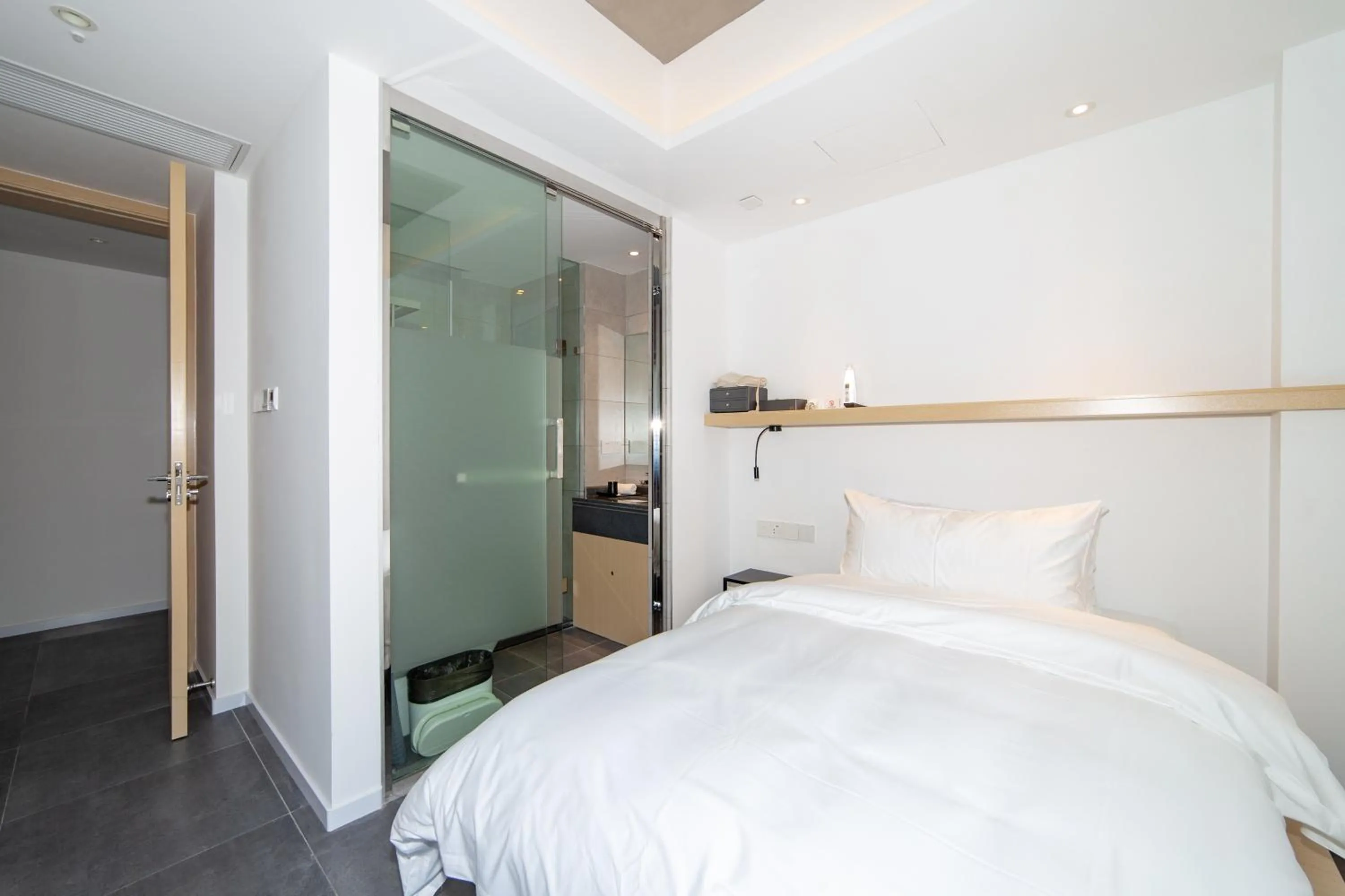 Bed in Nian hotel & resorts