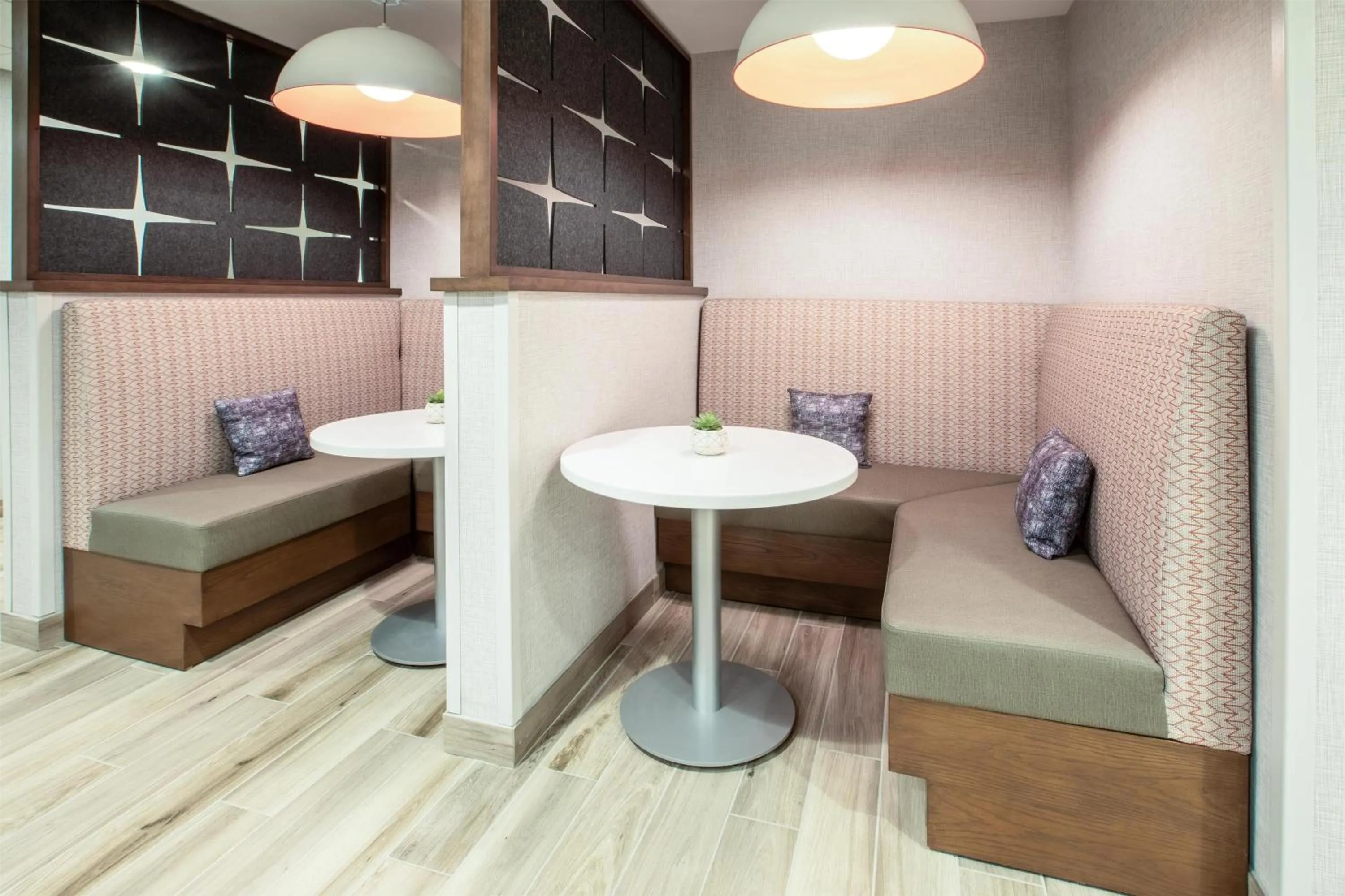 Business facilities in Hampton Inn & Suites La Grande, Or